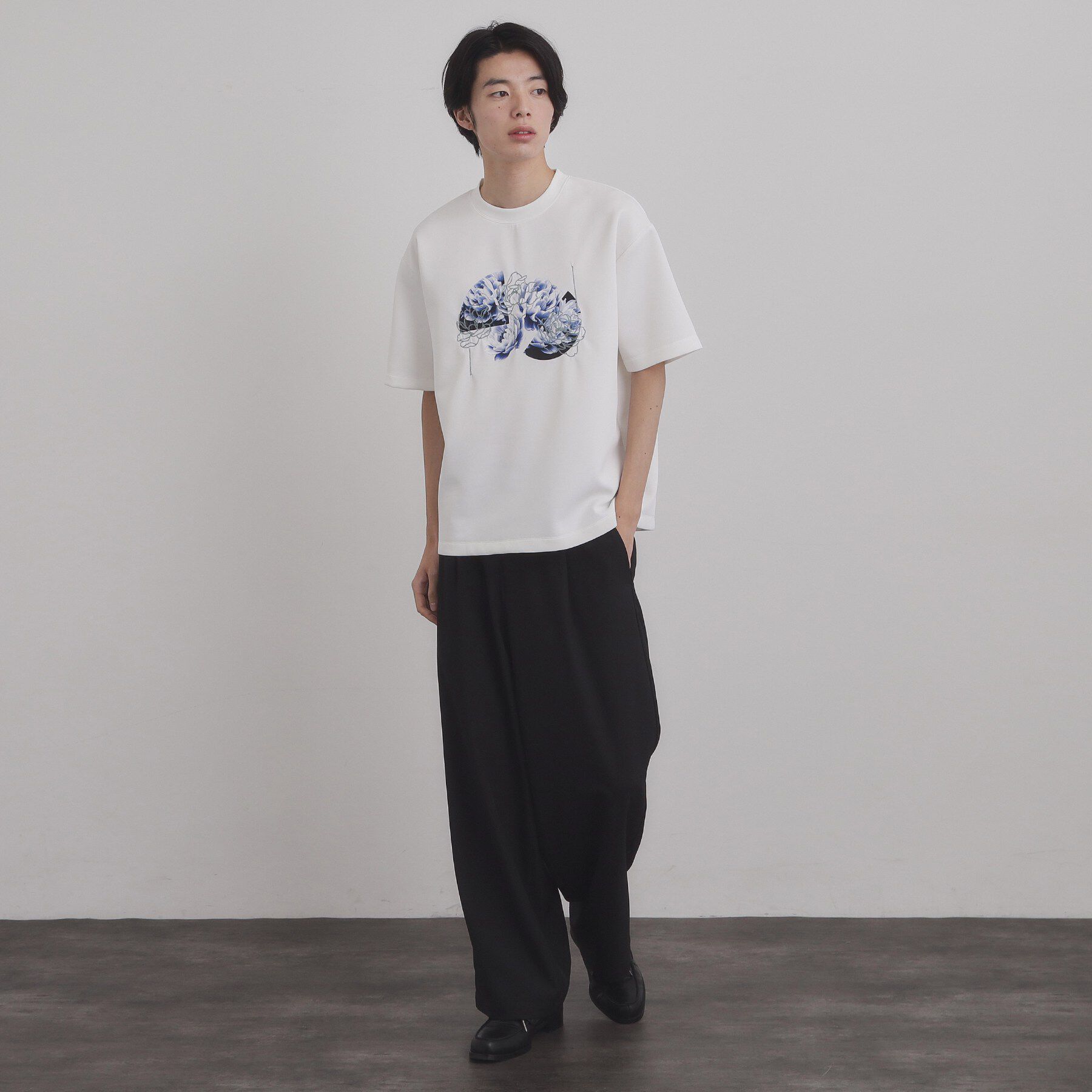 tk.TAKEO KIKUCHI「フラワープリントTシャツ」|Tシャツ・カットソー|