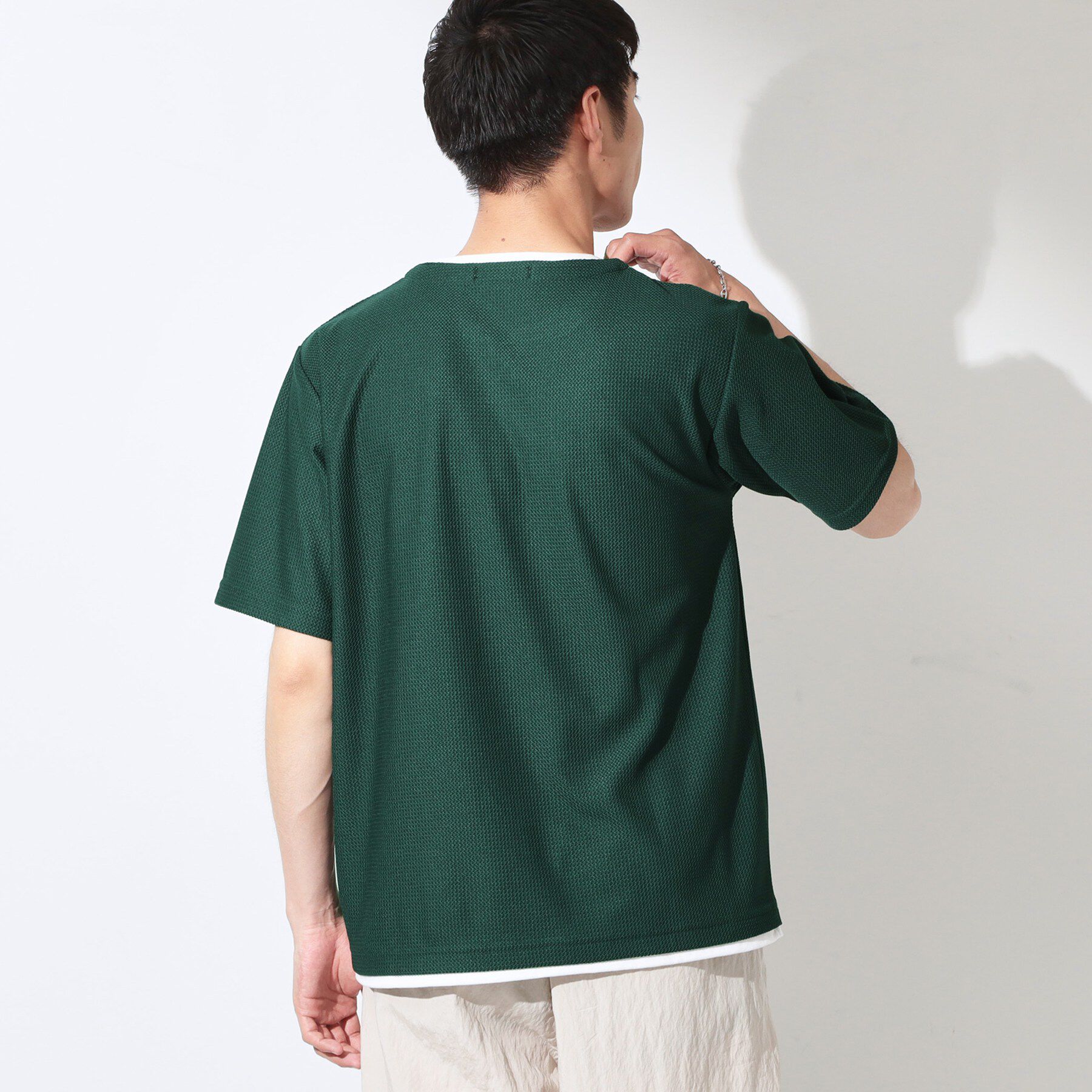 THE SHOP TK「【一枚でコーディネートが完成！】レイヤード風 キーネック 半袖Tシャツ 洗濯機OK」|Tシャツ・カットソー|