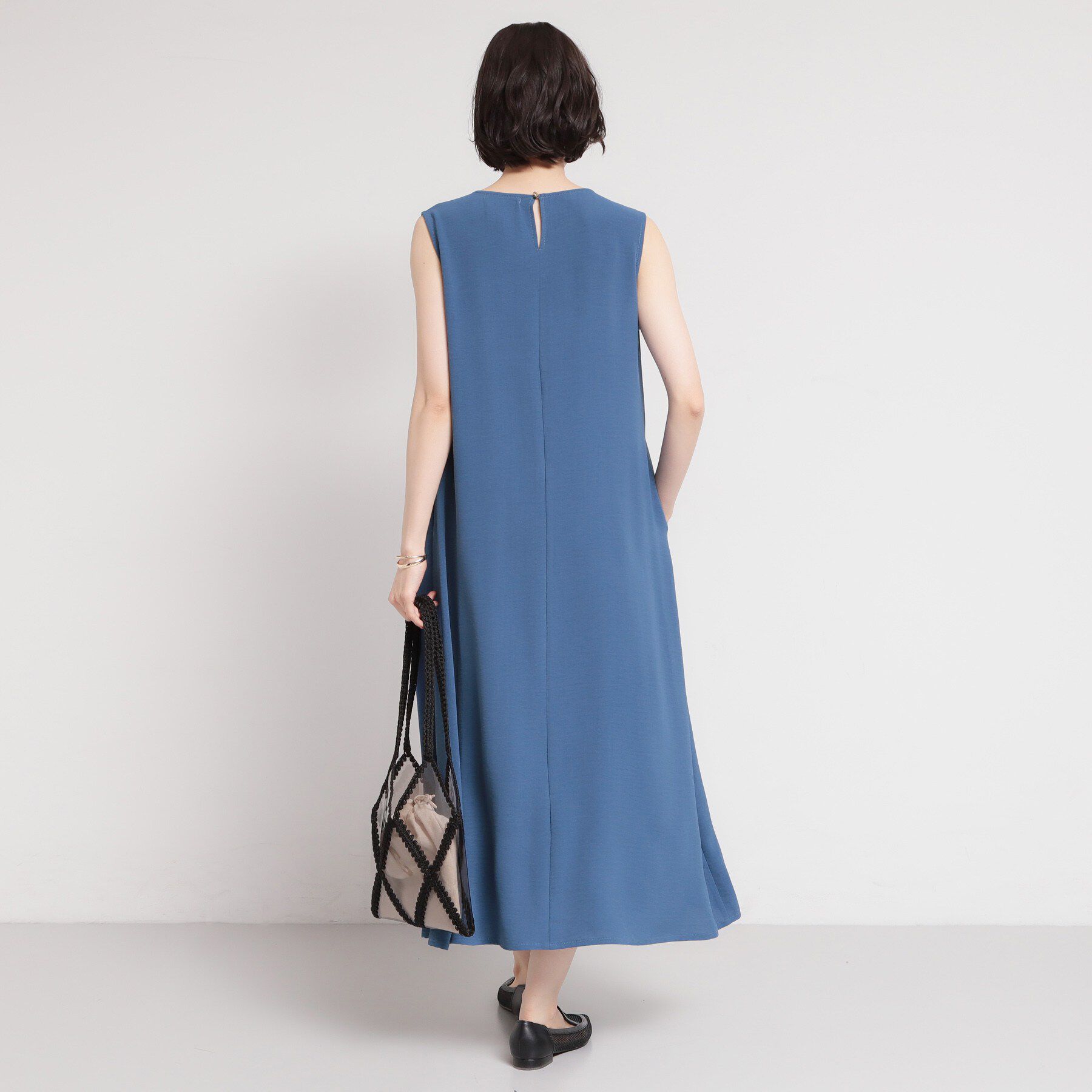THE SHOP TK「【ひんやり／防しわ／吸水速乾／UV】美しさを1日中キープ ノースリーブフレアワンピース」|ワンピース|