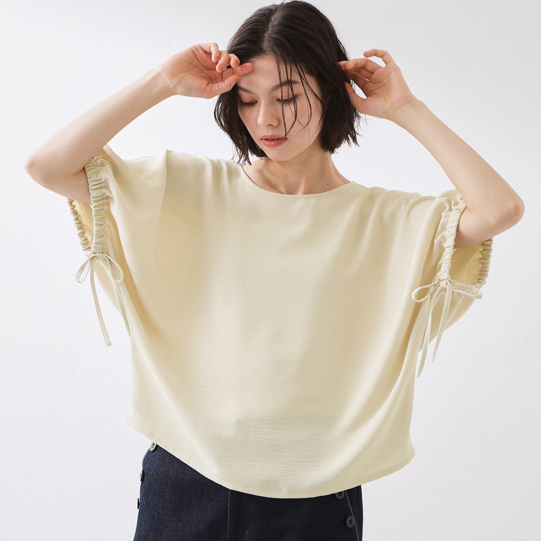 THE SHOP TK「【ひんやり/防しわ/UV/吸水速乾】袖ドロストドルマントップス」|シャツ・ブラウス|グレージュ(050)