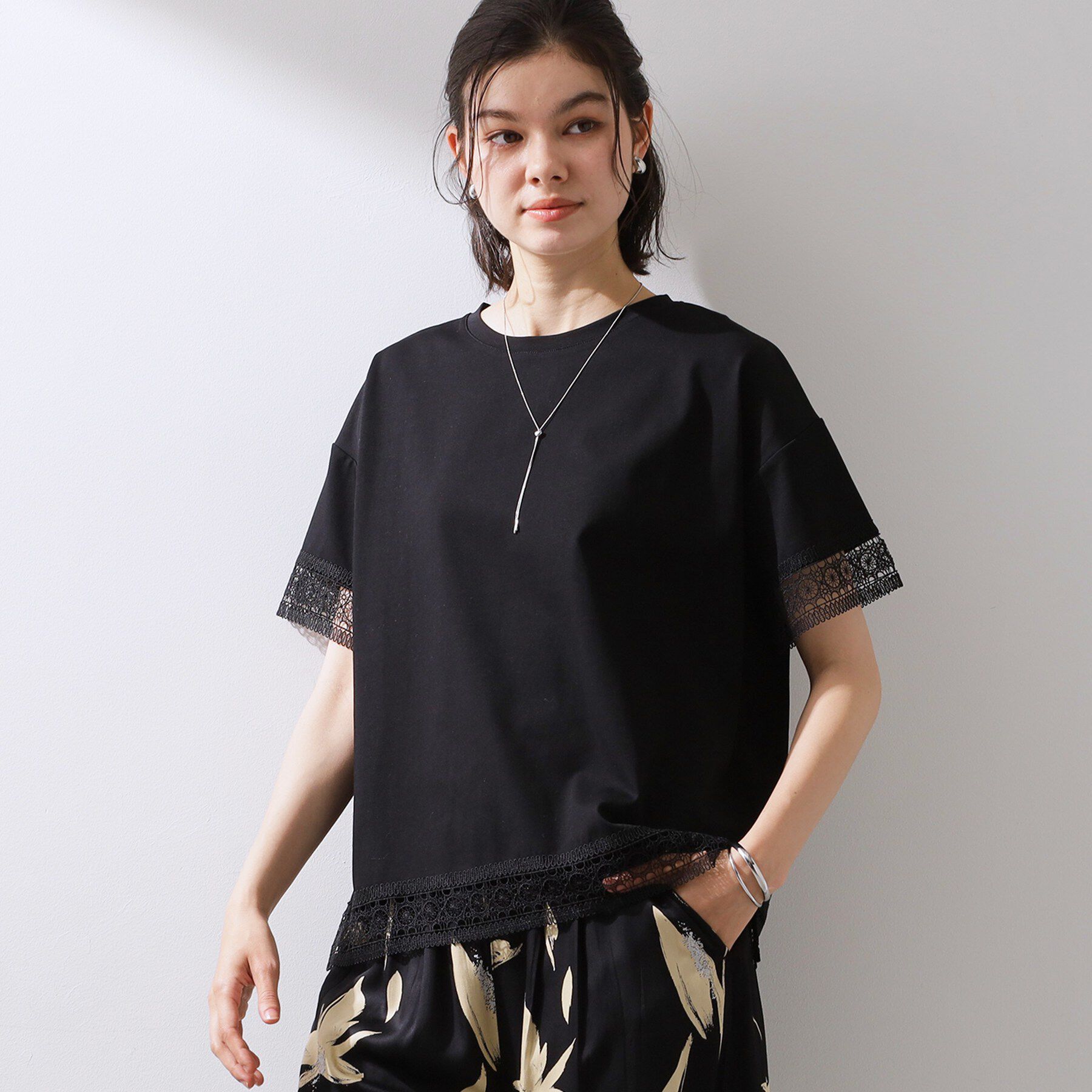 THE SHOP TK「【インせず着られる】モチーフレース切替Tシャツ」|Tシャツ・カットソー|