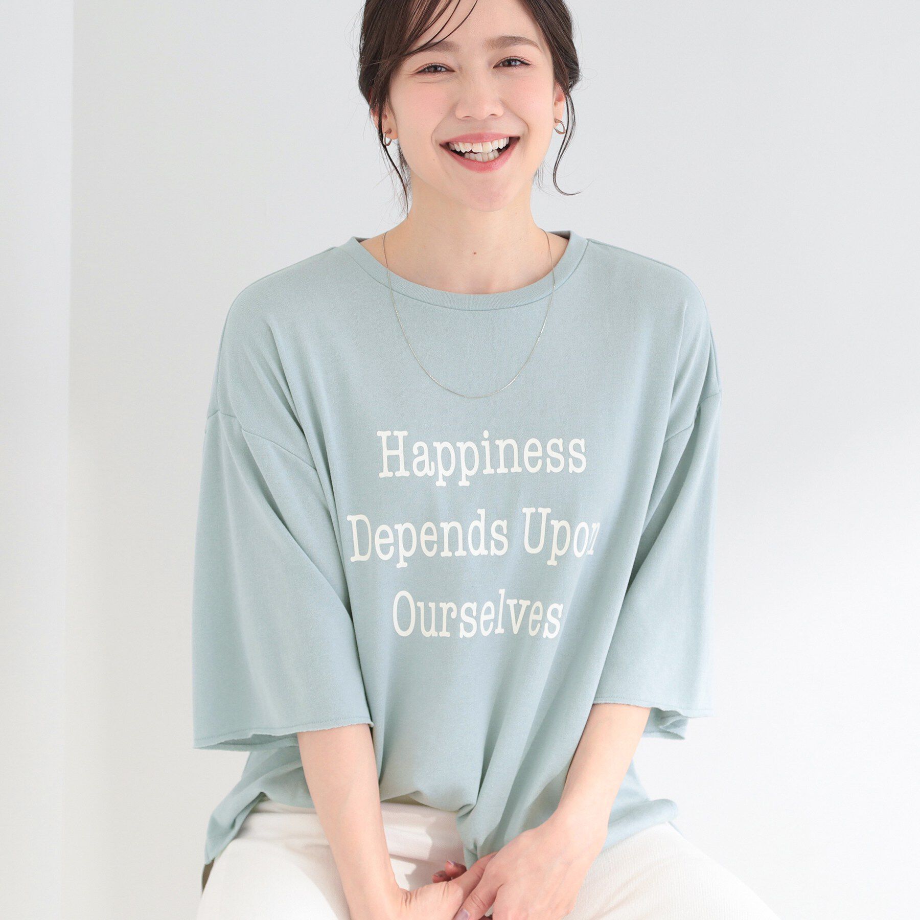 SHOO･LA･RUE「【洗濯機可/S-LL/選べる6柄】切りっぱなしお袖がこなれカジュアル 5分袖シアーTシャツ」|Tシャツ・カットソー|サックスブルー(39