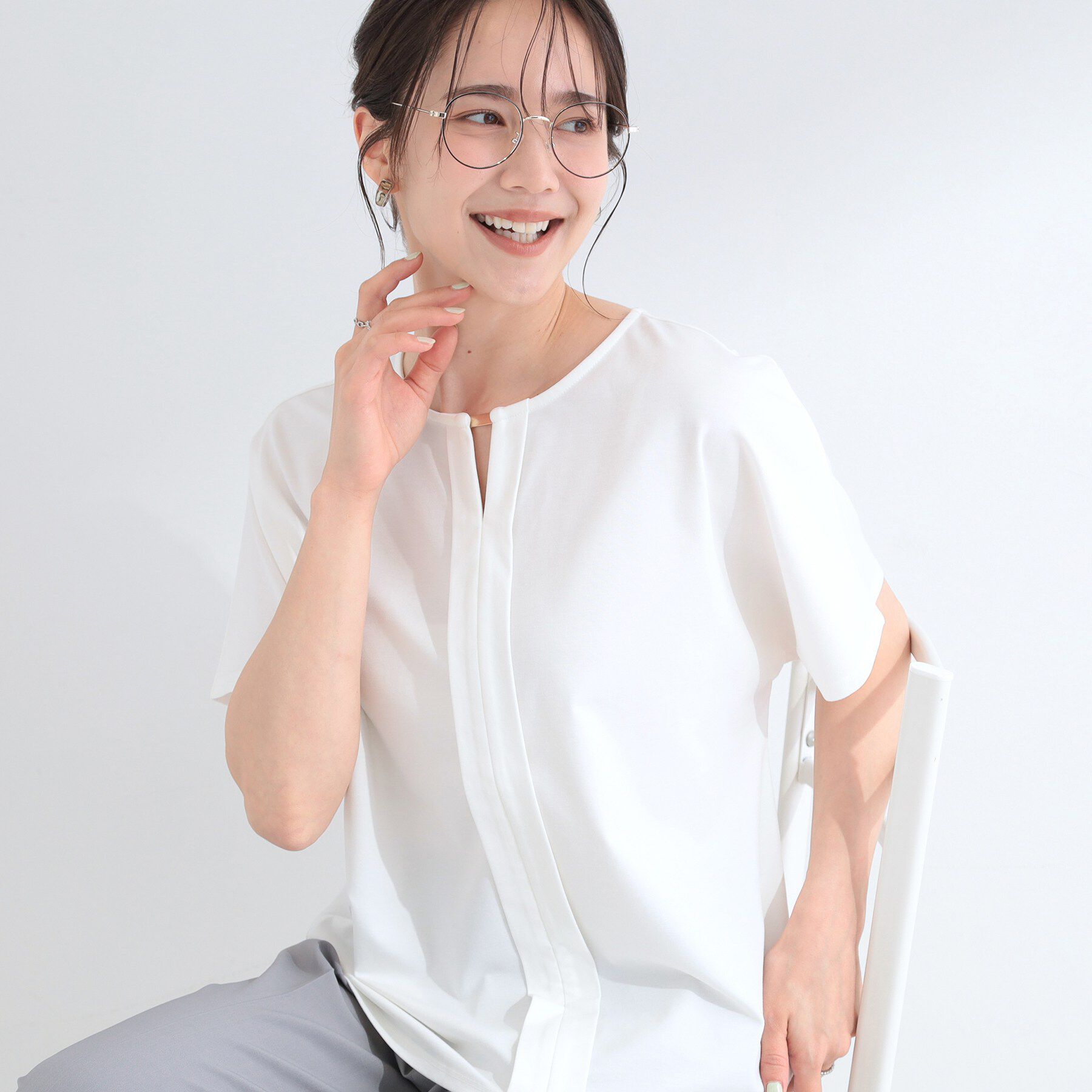 SHOO･LA･RUE「【ひんやり／UV／通勤】洗濯後しわになりにくい メタルポイントスキッパートップス」|シャツ・ブラウス|オフホワイト(003