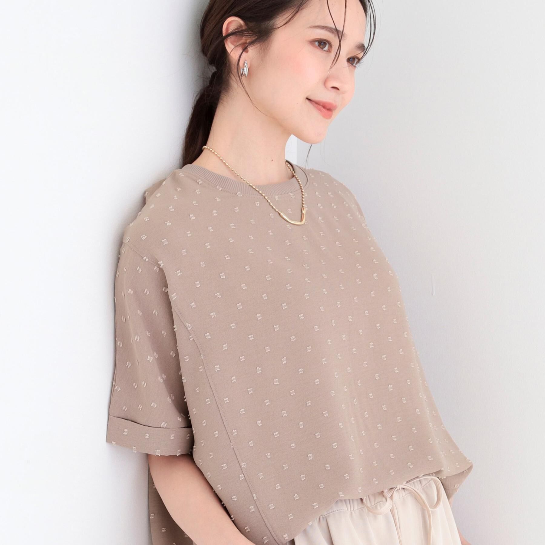 SHOO･LA･RUE「【洗濯後しわになりにくい/体型カバー】ドビードットで上品に ドルマントップス」|シャツ・ブラウス|モカブラウン(042