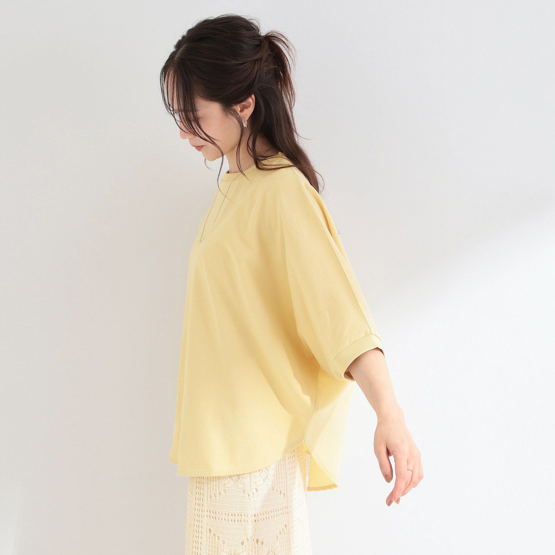 SHOO･LA･RUE「【ひんやり/体型カバー/洗濯機可】二の腕隠れる 前後切替ドルマンTシャツ」|Tシャツ・カットソー|
