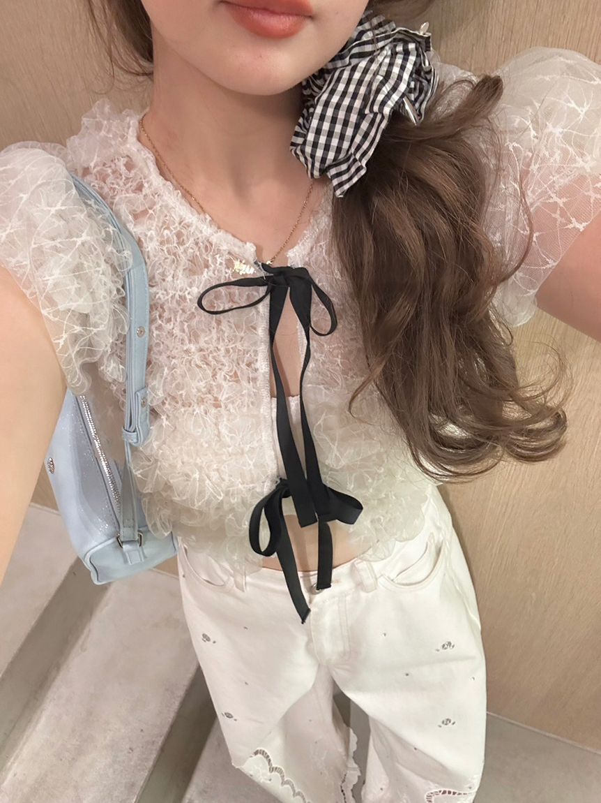 LILY BROWN「シャーリングコンパクトリボントップス」|Tシャツ・カットソー|