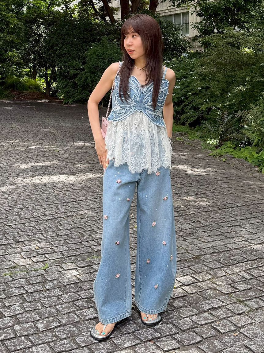 LILY BROWN「【LILY BROWN&times;ANNA SUI】バタフライワイドデニムパンツ」|デニム|