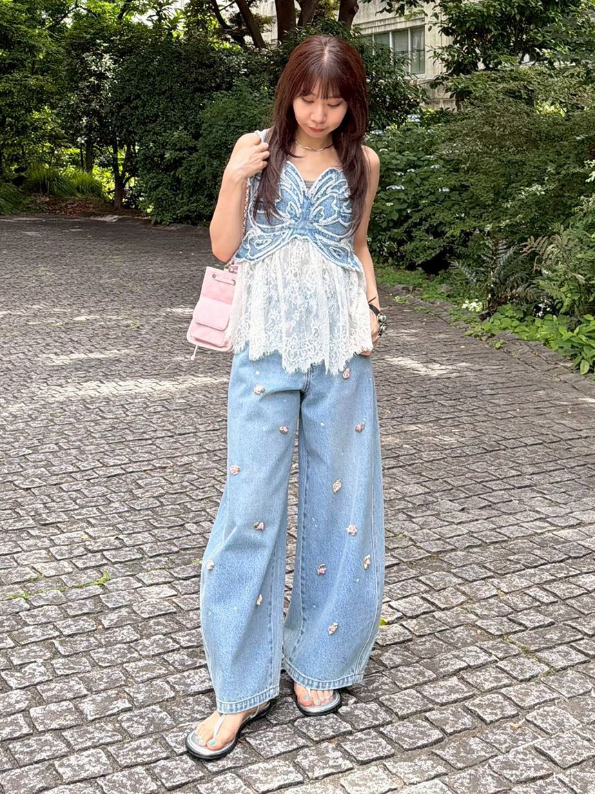 LILY BROWN「【LILY BROWN&times;ANNA SUI】バタフライワイドデニムパンツ」|デニム|