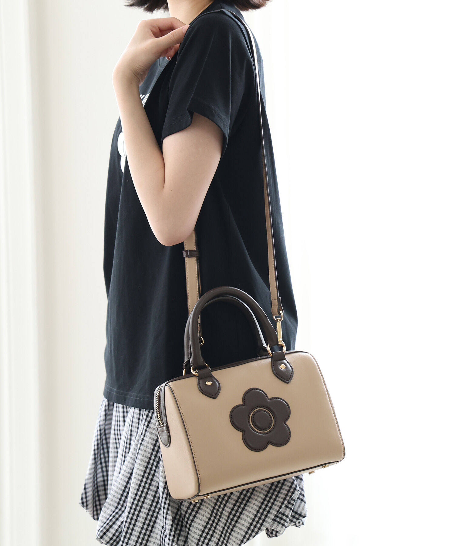 MARY QUANT「デイジークラシカル ミニボストン」|ボストンバッグ|ベージュ