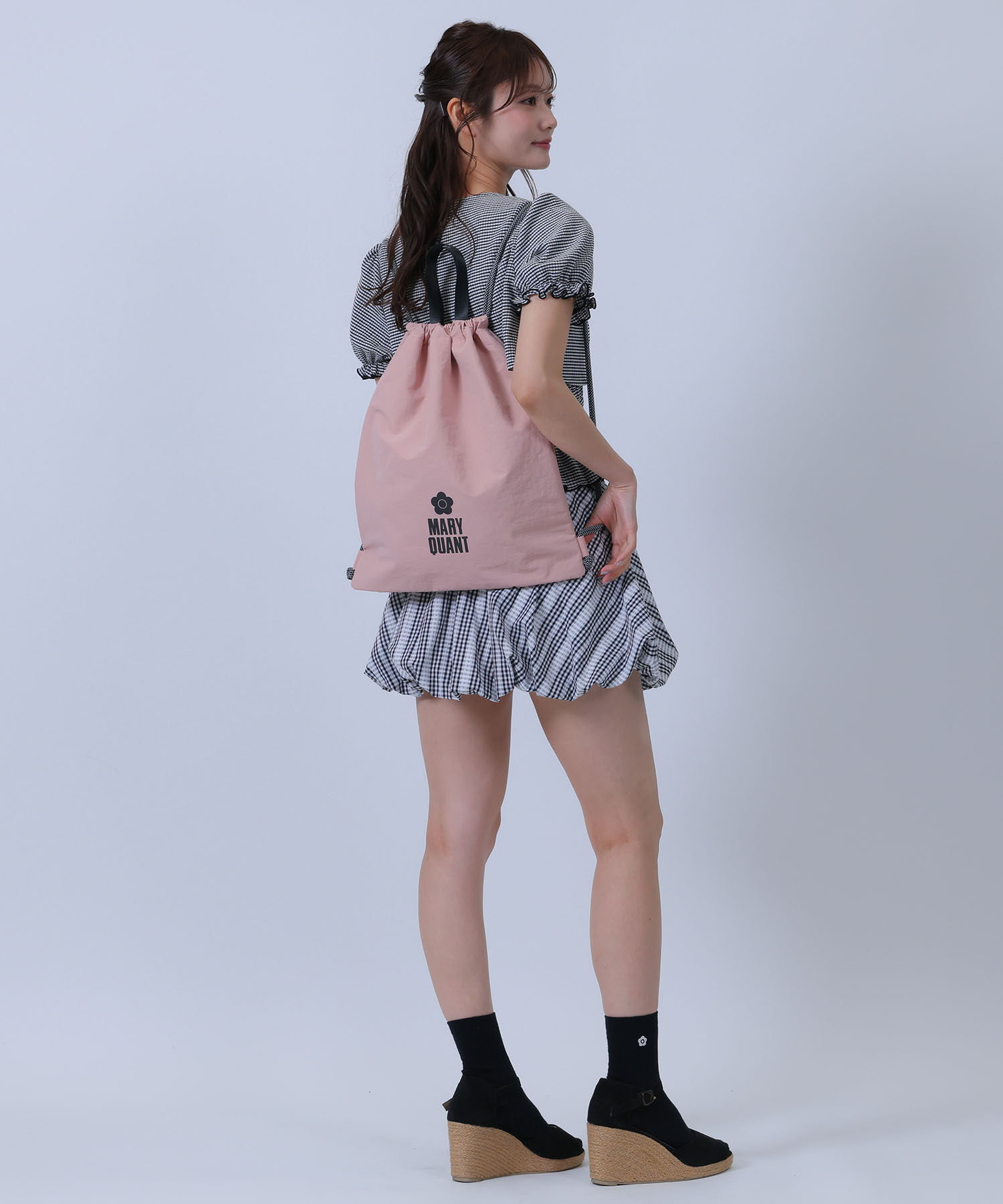 MARY QUANT「ロゴプリント ナップサック」|リュック|