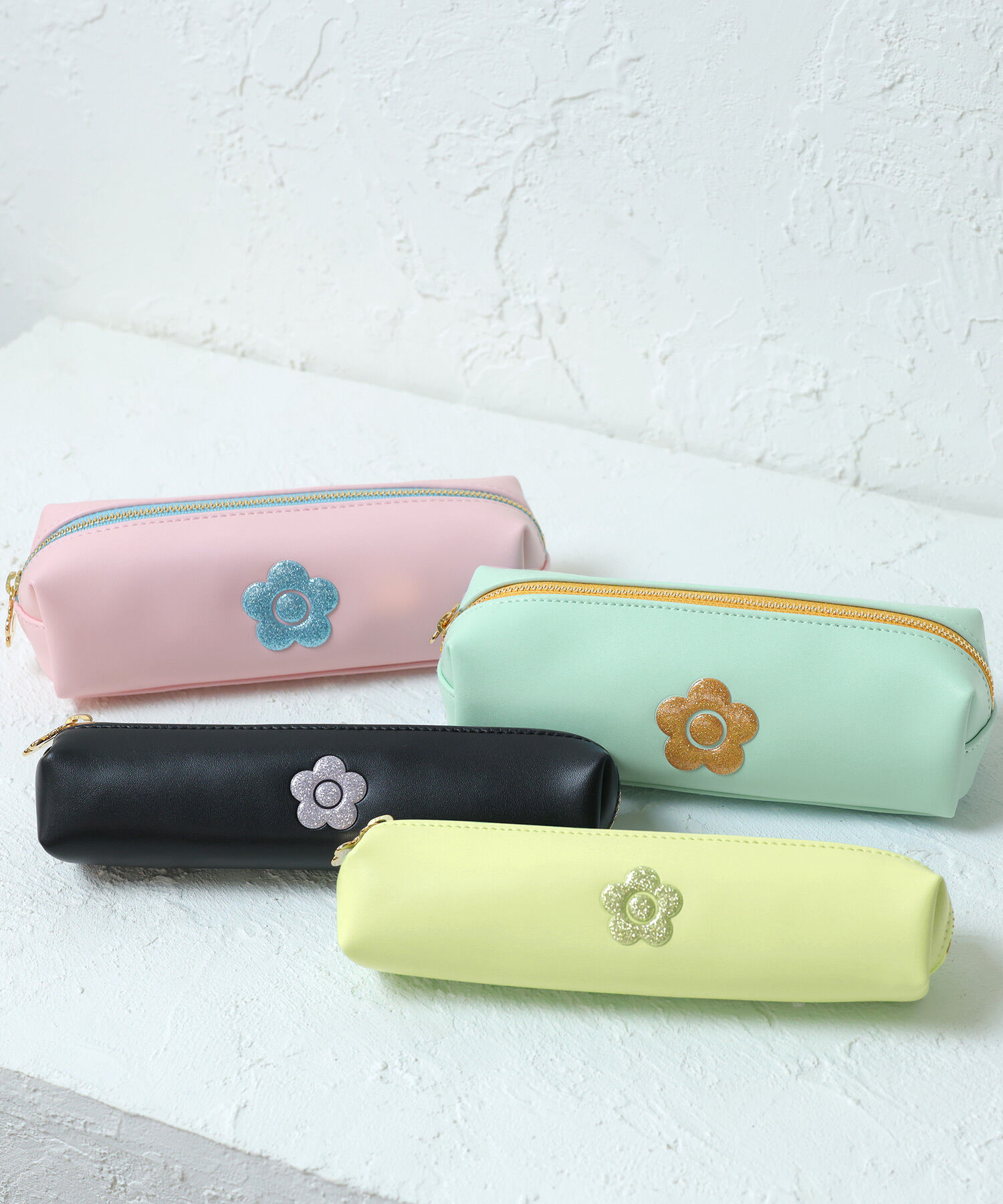 MARY QUANT「グリッターデイジー スクエアペンケース」|ポーチ|