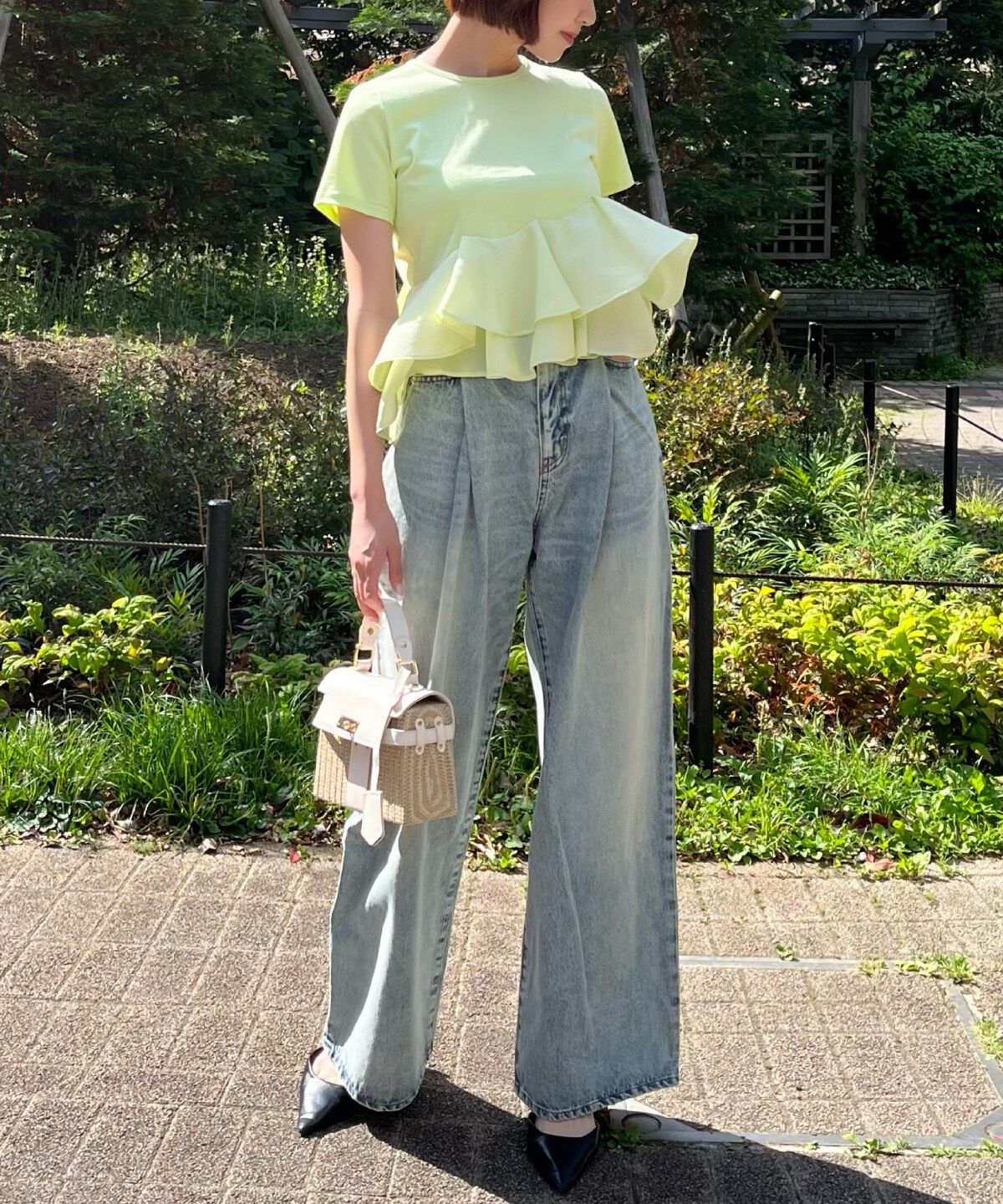 アンドクチュール「タックワイドデニムパンツ」|デニム|
