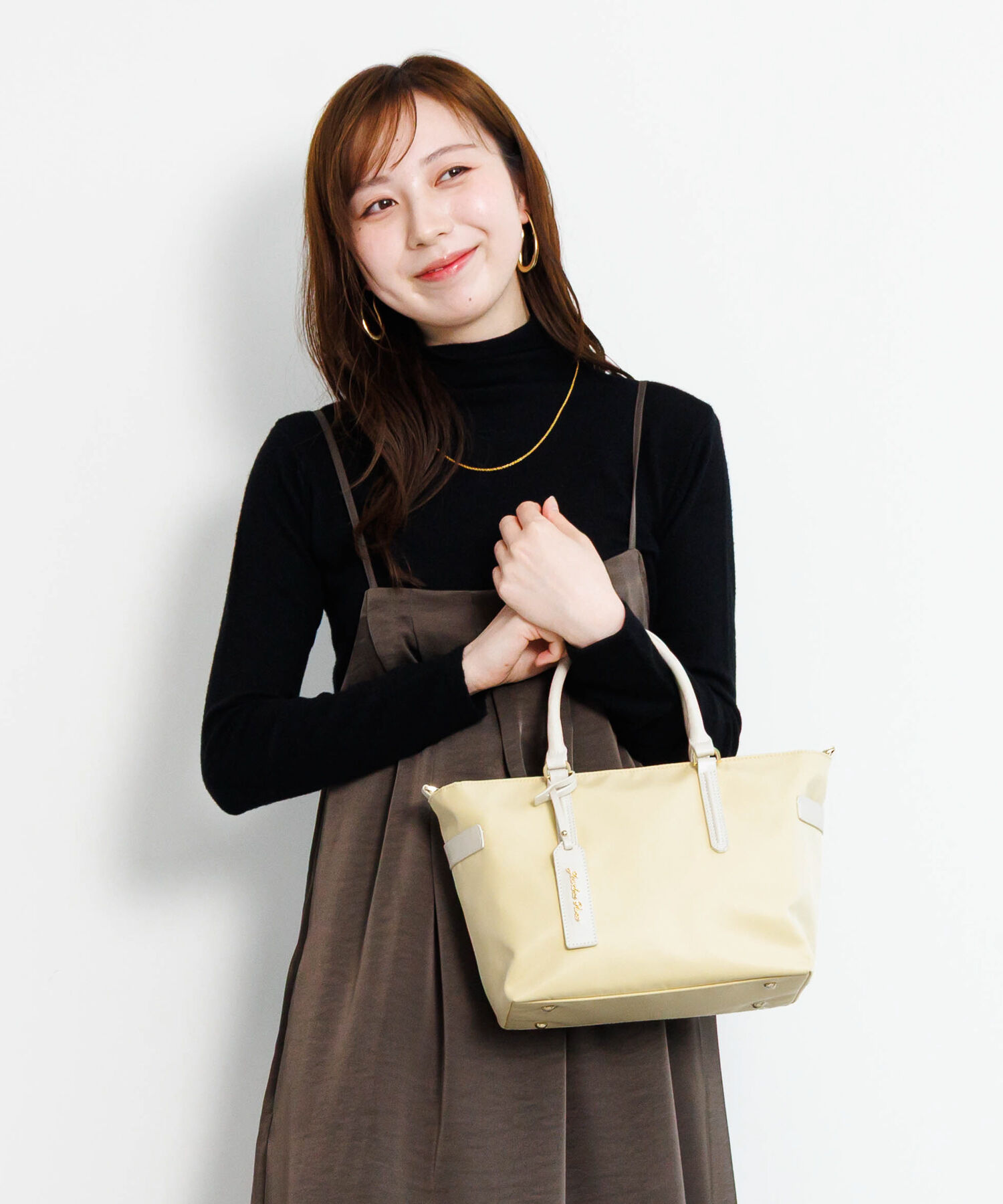 Jewelna Rose「Jewelna Rose グレタ ナイロントートバッグ 小 16180」|ショルダー・メッセンジャー|バターイエロー
