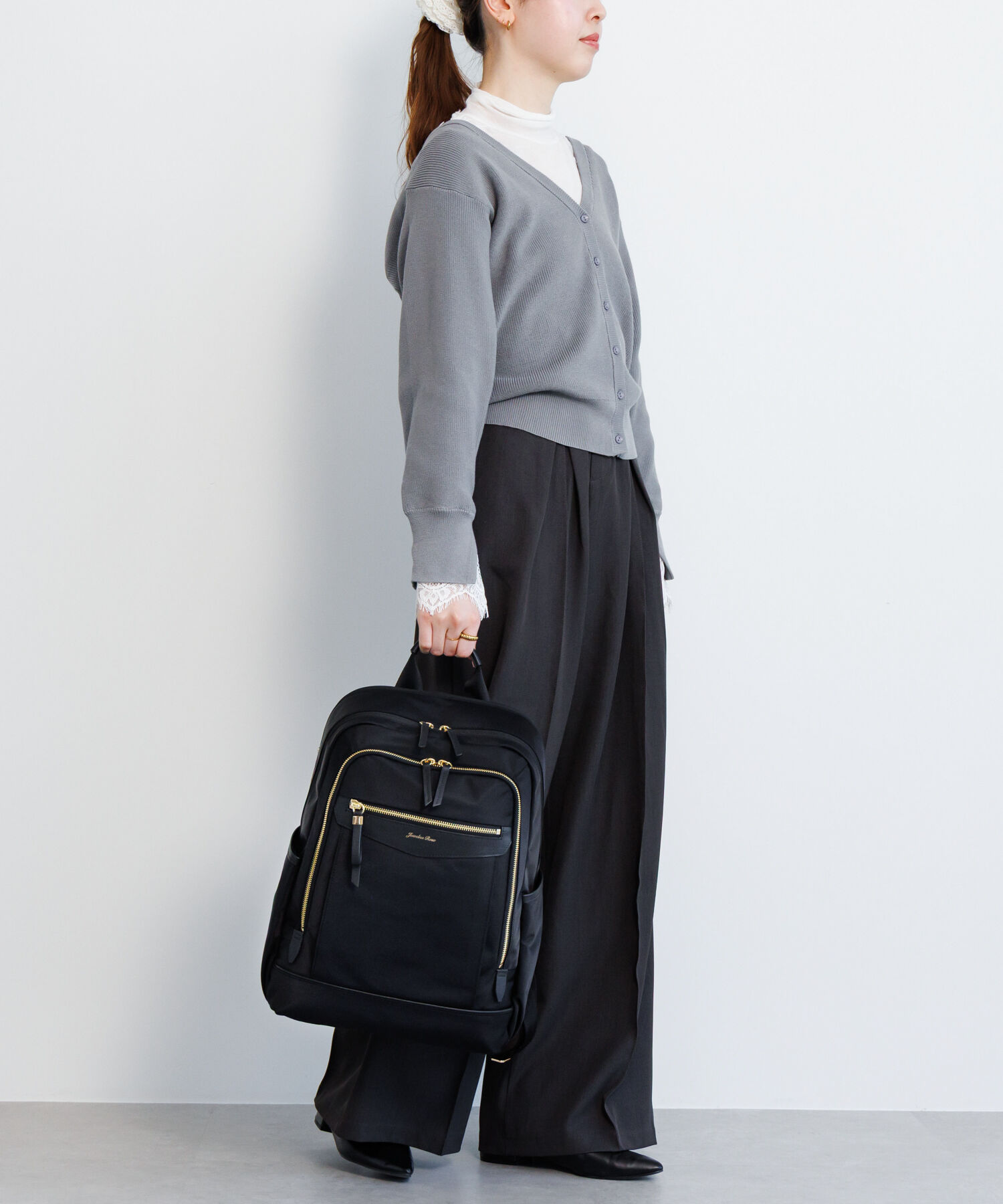  「Jewelna Rose/ジュエルナローズ リラ リュックサック  A4サイズ 14インチ収納 背面メッシュ 16362 バッグ」|リュック|