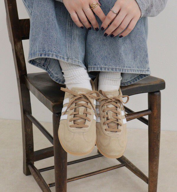 fredy emue「【adidas/アディダス】GAZELLE LO PRO W」|スニーカー|ベージュ