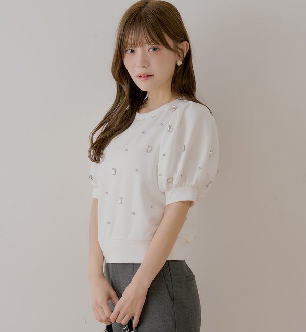  「【SALON  by Chico】パフ袖ランダムビジュースウェット」|Tシャツ・カットソー|