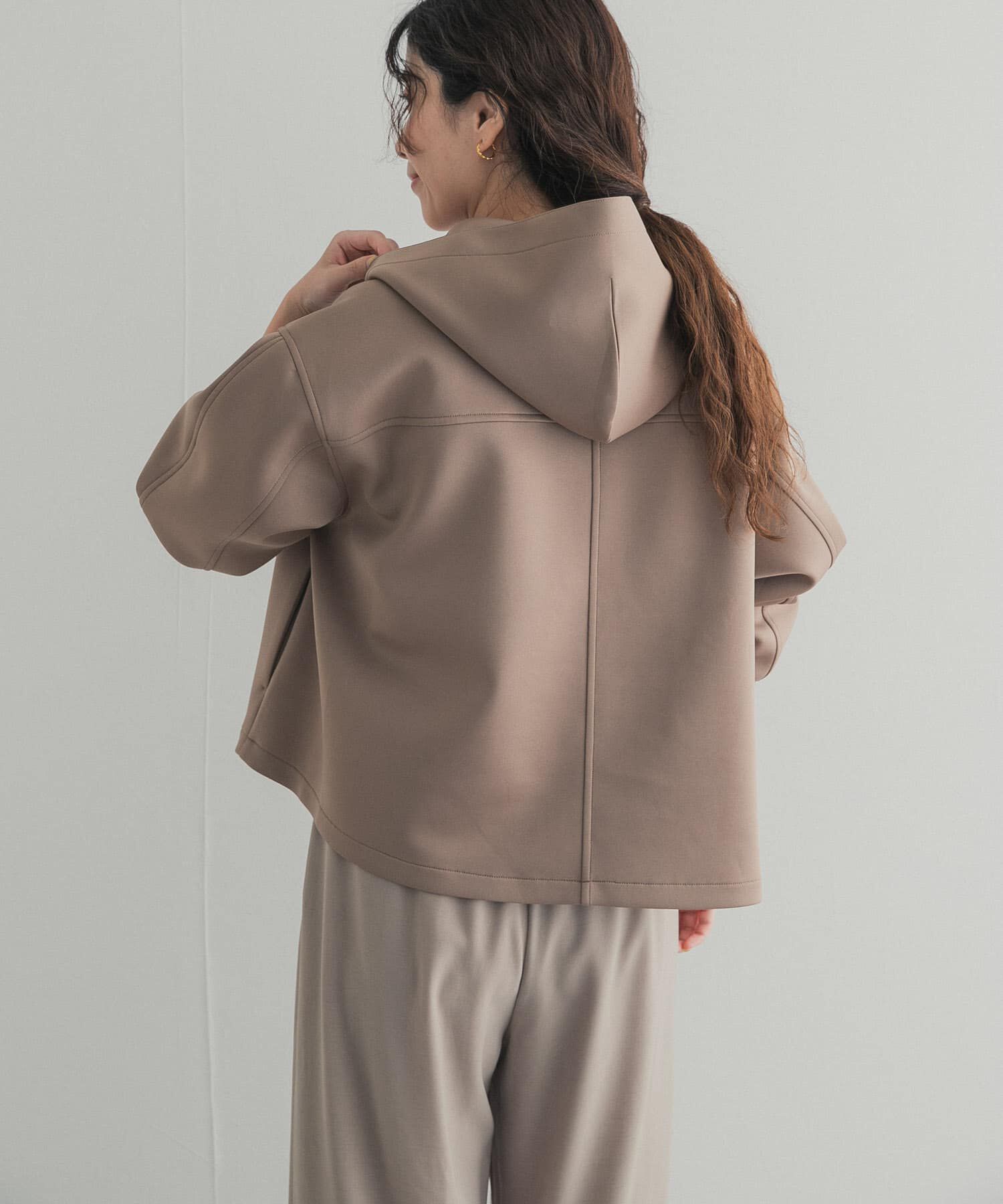 URBAN RESEARCH DOORS「『WEB限定』ダンボールニットバックフレアフーディー」|ノーカラーコート|