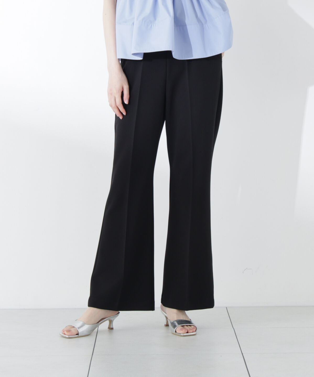 PROPORTION BODY DRESSING「〈a/mie〉セミフレアーパンツ26SS」|その他|