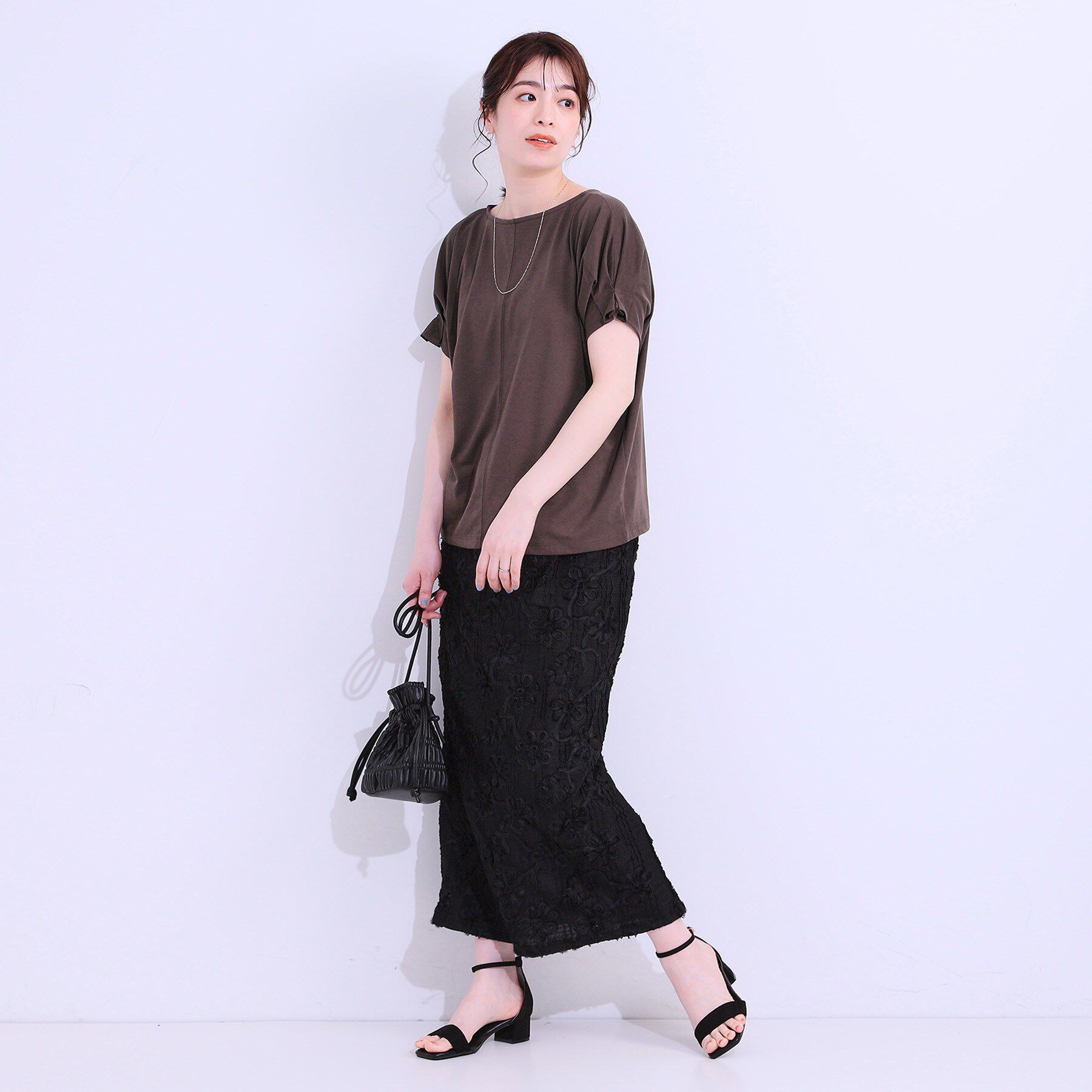 SHOO･LA･RUE「【S-LL/UV/プチプラ】お袖タックで好印象 デザインTシャツ」|Tシャツ・カットソー|