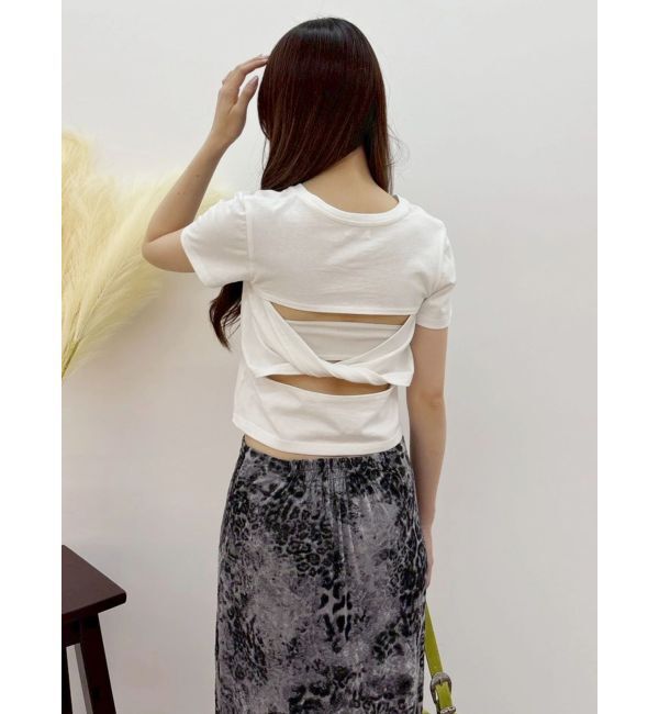 EVRIS「バックオープンクロップドＴシャツ」|Tシャツ・カットソー|
