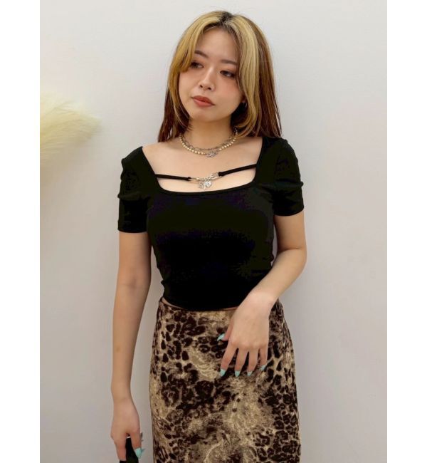 EVRIS「チェーンモチーフストラップトップス」|Tシャツ・カットソー|ブラック