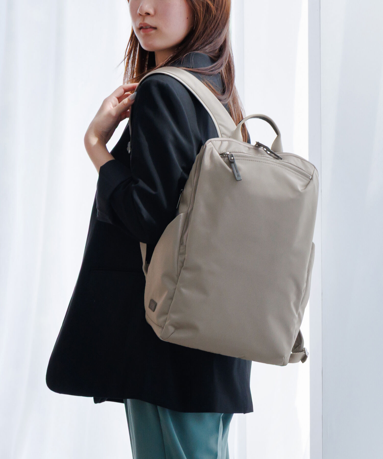ace.「ace.／エース ルフィラ リュック レディースビジネス A4 14.0インチサイズ 17911」|リュック|グレージュ