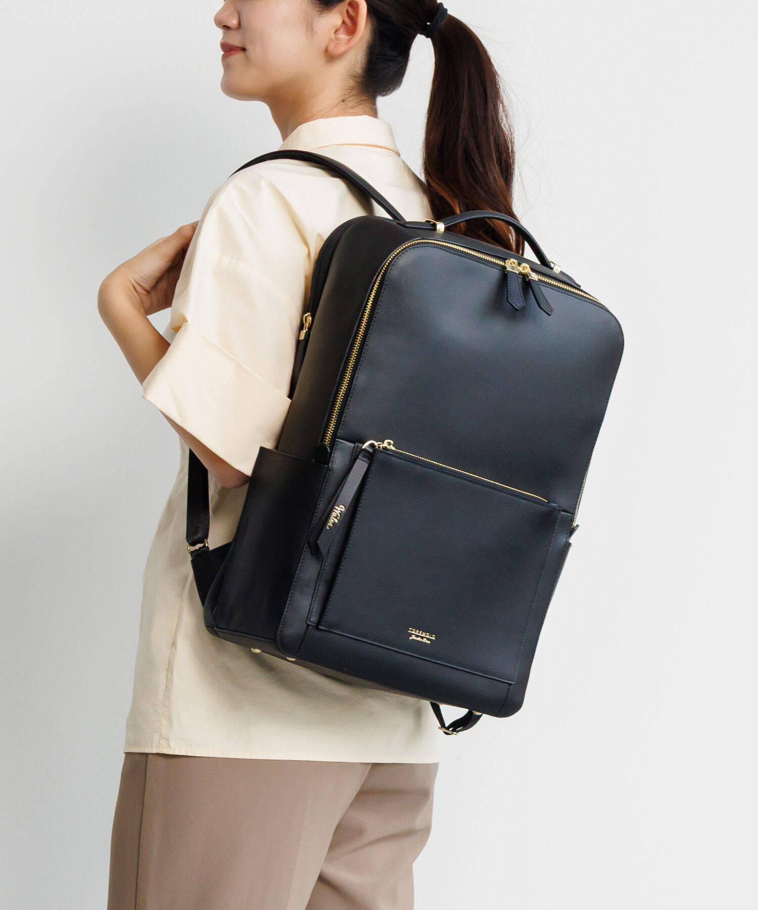Jewelna Rose「本革 リュックサック 通勤 Jewelna Rose ウェールズ リュック B4サイズ 15.6インチ収納 11975」|リュック|