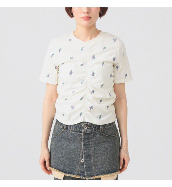 Ray BEAMS 「フラワー 刺繍 シャーリング Tシャツ / 26SS 花柄 洗える コンパクトTシャツ」|Tシャツ・カットソー|
