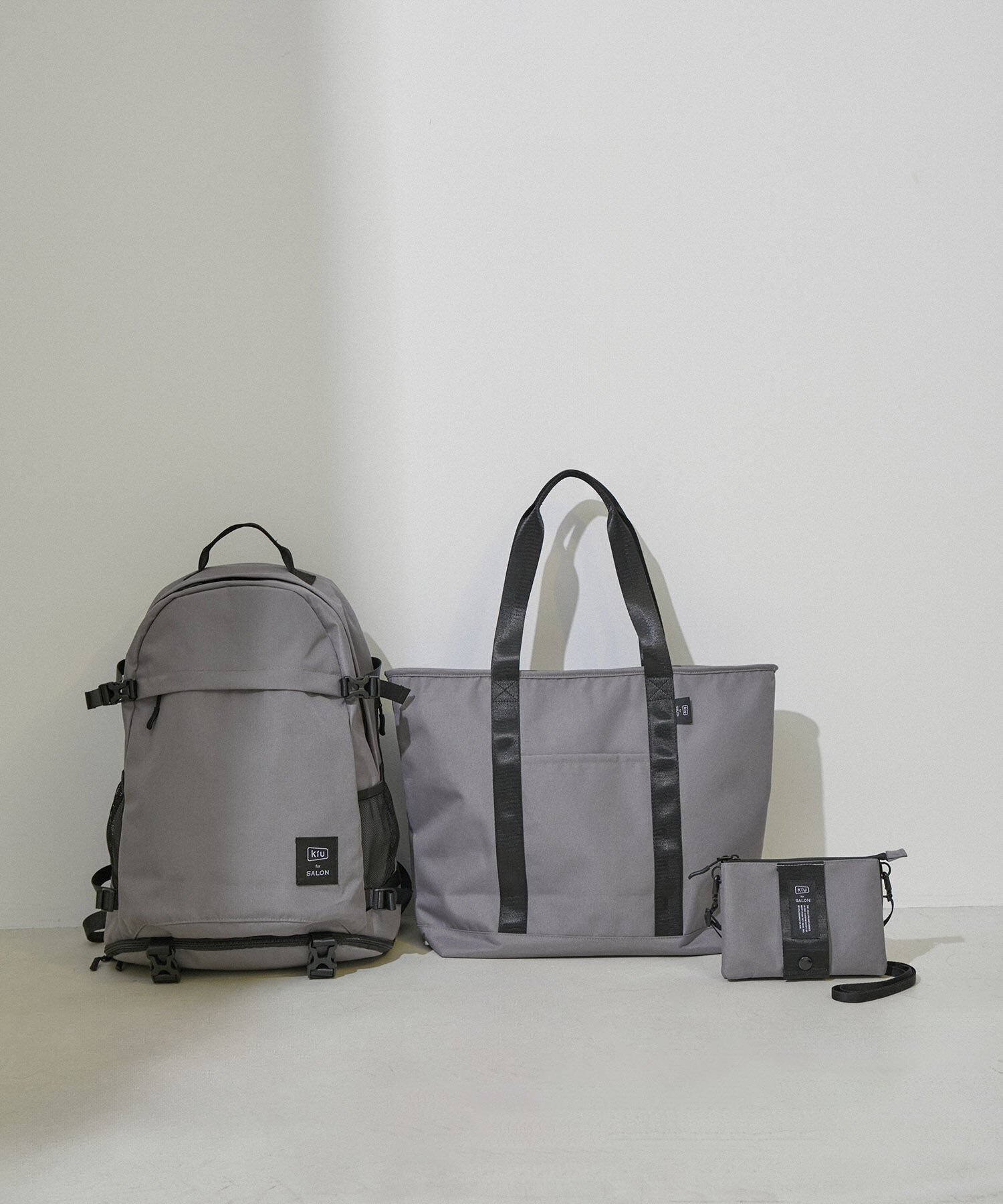 SALON adam et rope'「【KiU for SALON（キウ）】[撥水加工]別注エチケットポーチ/サコッシュ」|ショルダー・メッセンジャー|