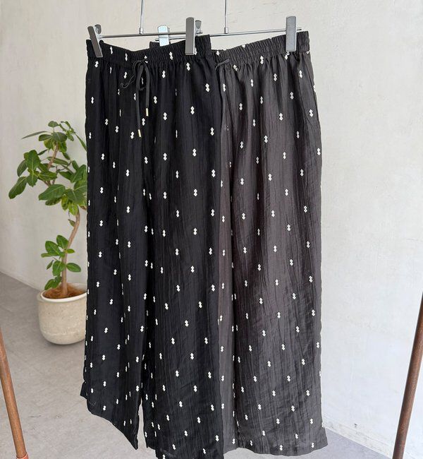  「【WEB限定】シアーワッシャー刺繍パンツ」|チノ|
