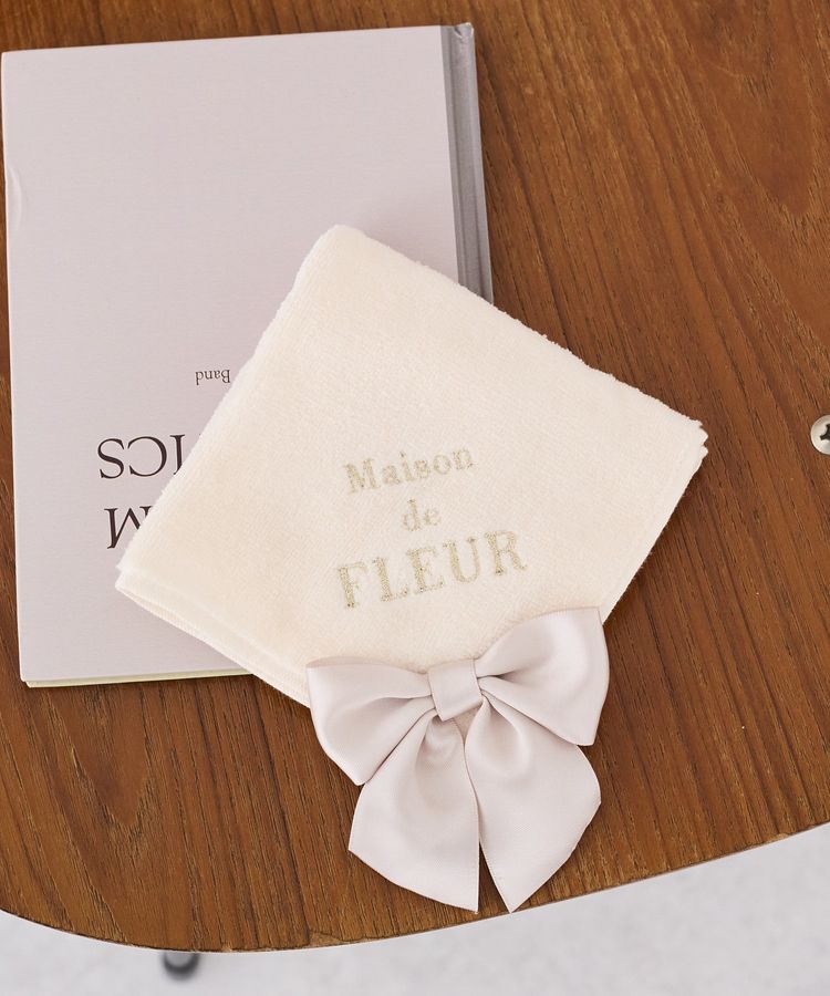 Maison de FLEUR「ビッグリボンタオルハンカチ」|ハンカチ|アイボリー