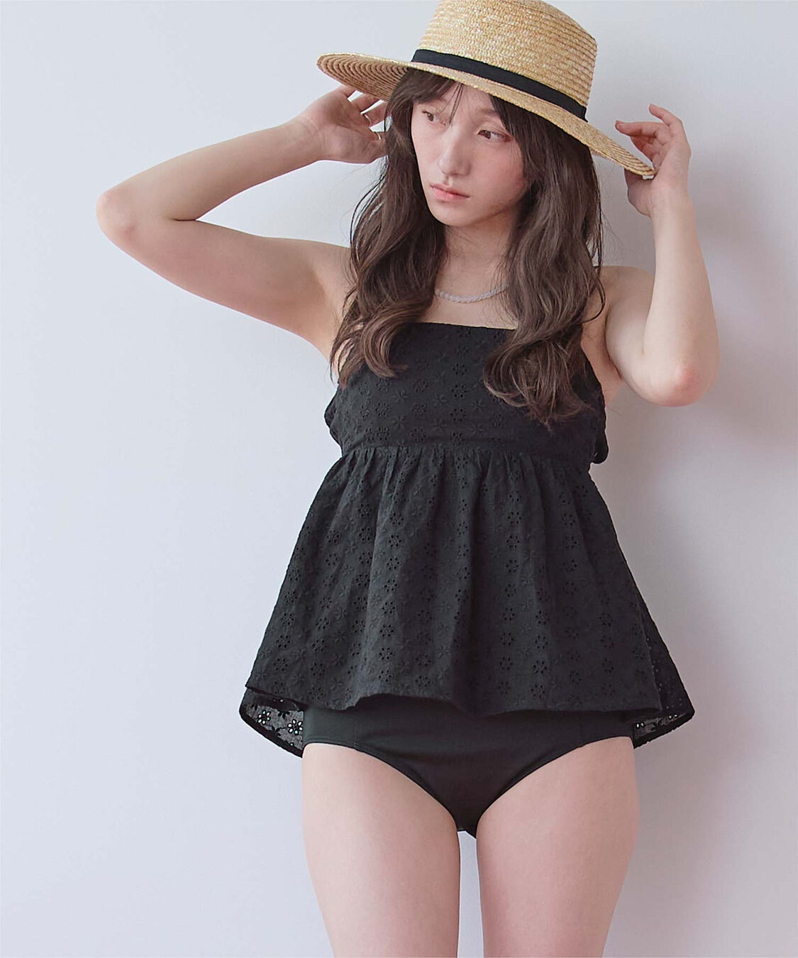SEA DRESS「3点セット/フラワーレースペプラムビキニ&times;ショートパンツ/水着」|ビキニ|