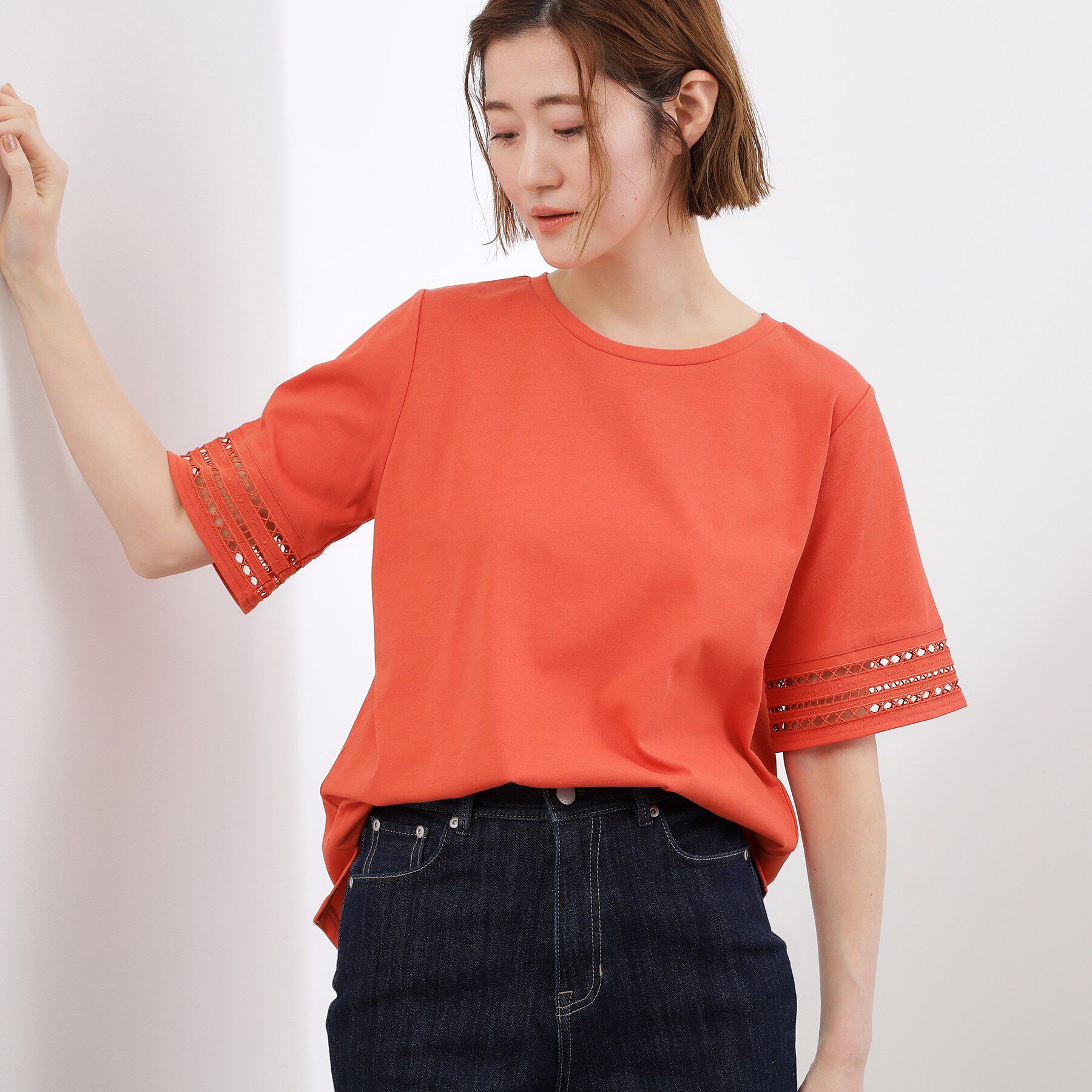 grove「【二の腕カバー/UV・ひんやり】袖口透かし刺繍Tシャツ」|Tシャツ・カットソー|