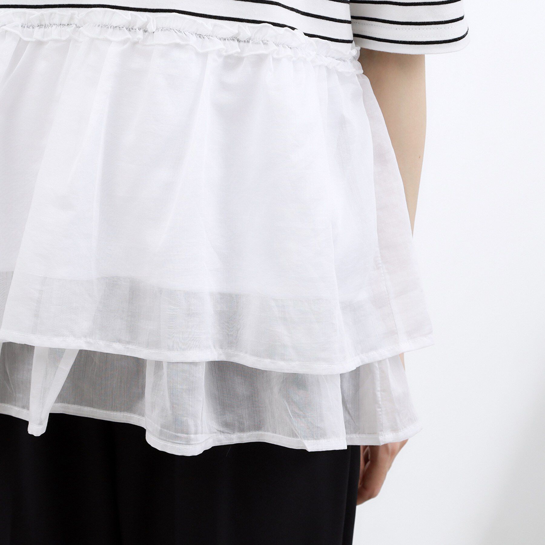 grove「【体型カバー】INせず決まる、ウエストシアーフリルTシャツ」|Tシャツ・カットソー|