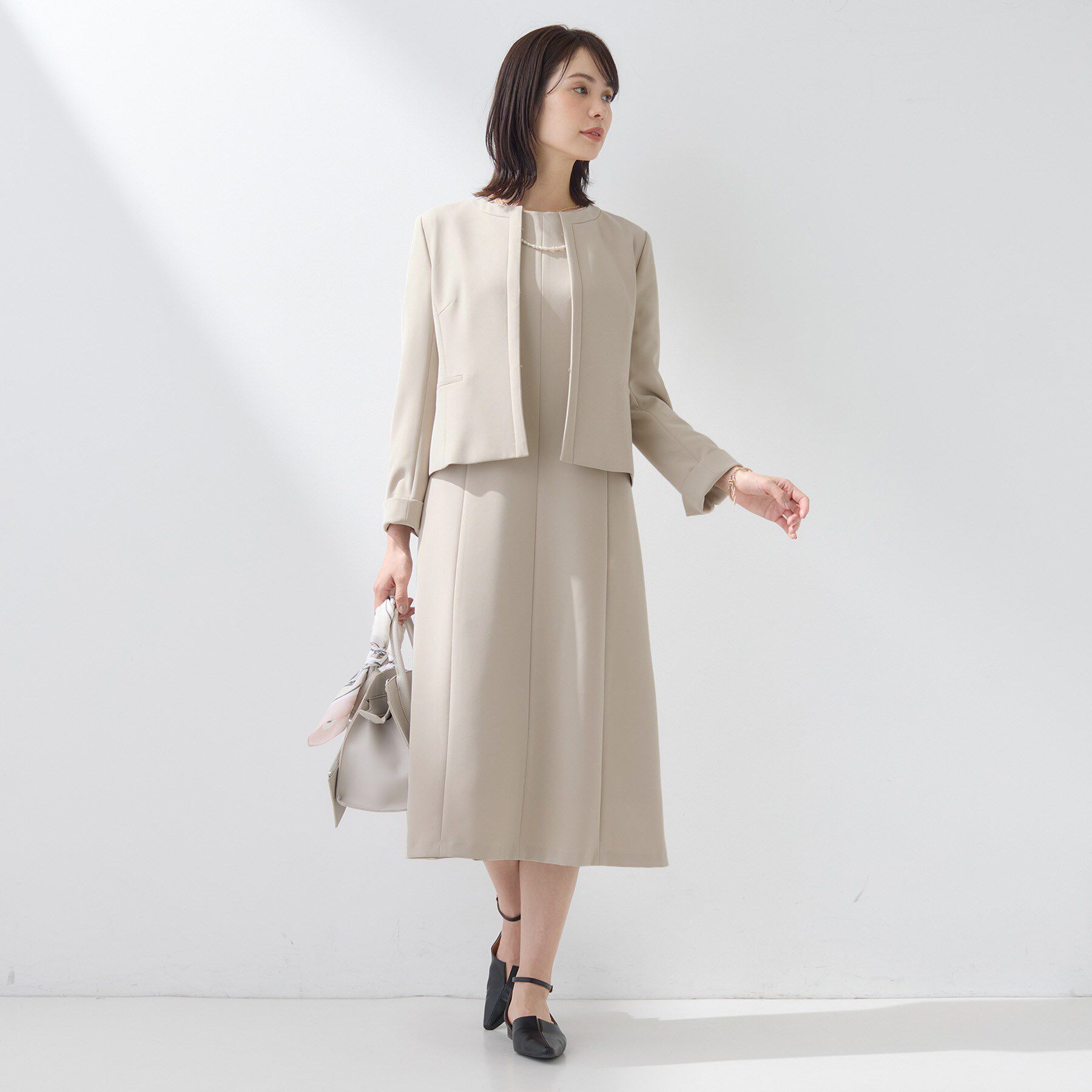 INDIVI「【上品光沢／SETUP可能】切り替えデザインジャケット」|ノーカラージャケット|