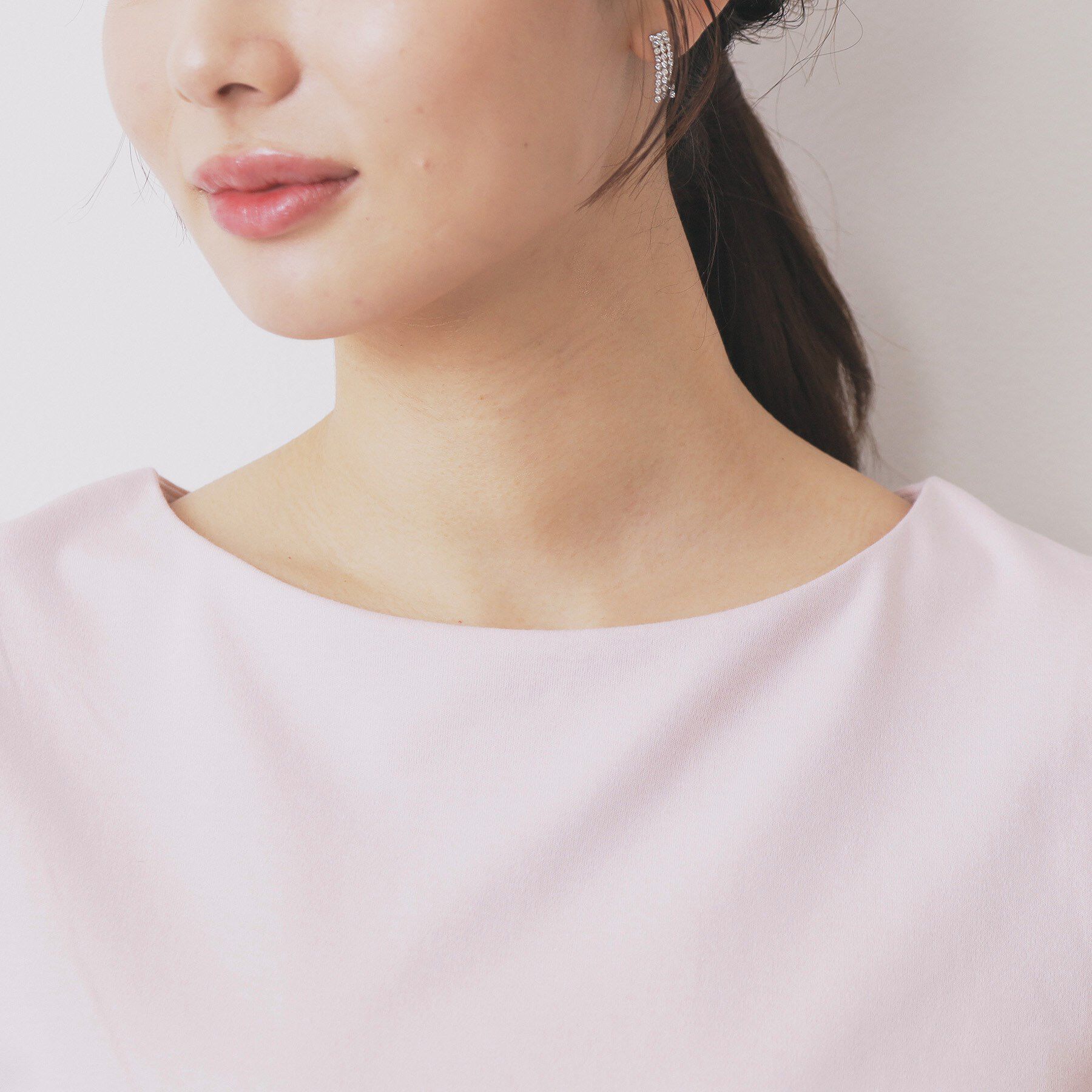 index「パフスリーブツイストタックトップス【洗濯機可／接触冷感／UVケア】」|Tシャツ・カットソー|