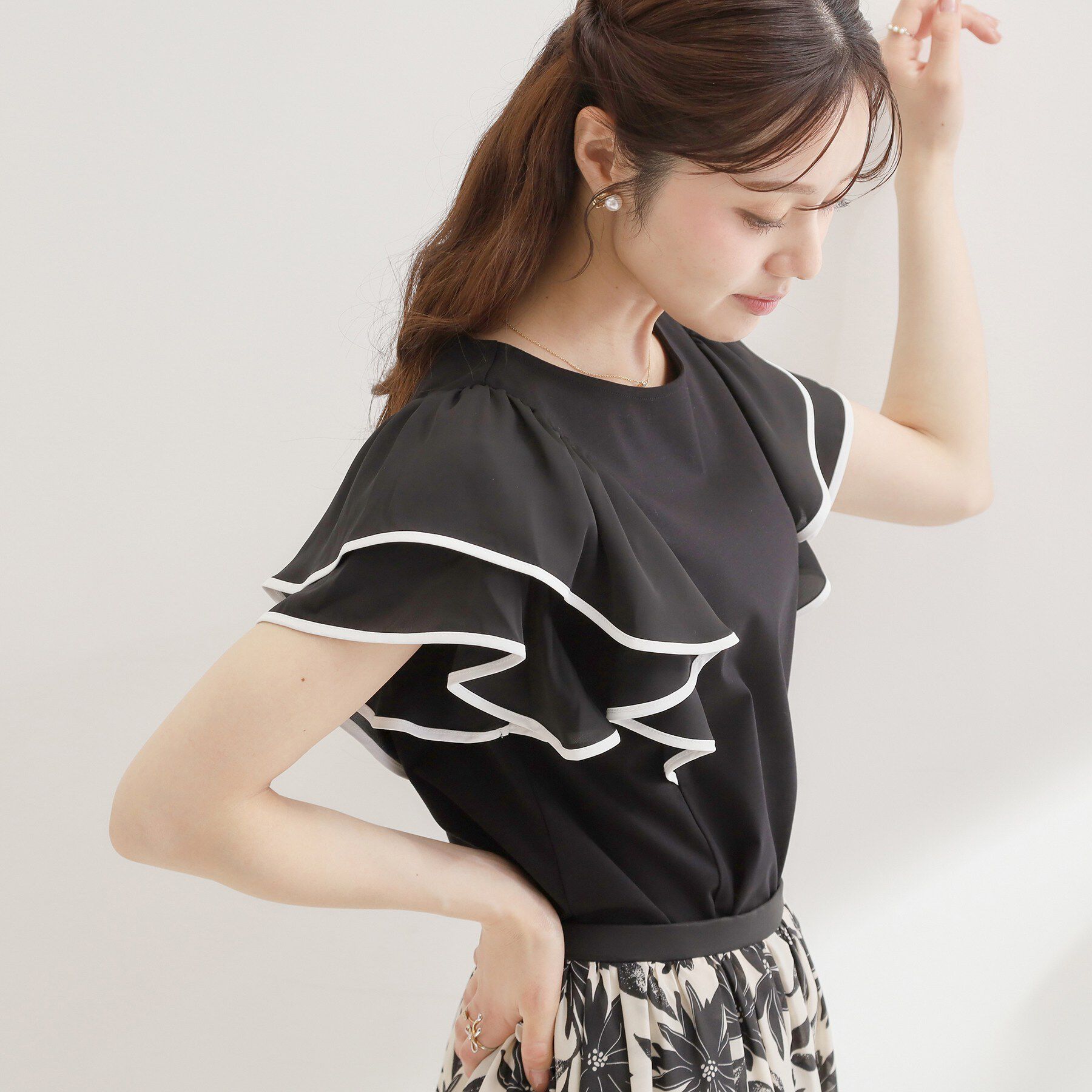 Couture broach「【接触冷感・UVカット・洗える】ラッフル フレアスリーブ トップス」|Tシャツ・カットソー|