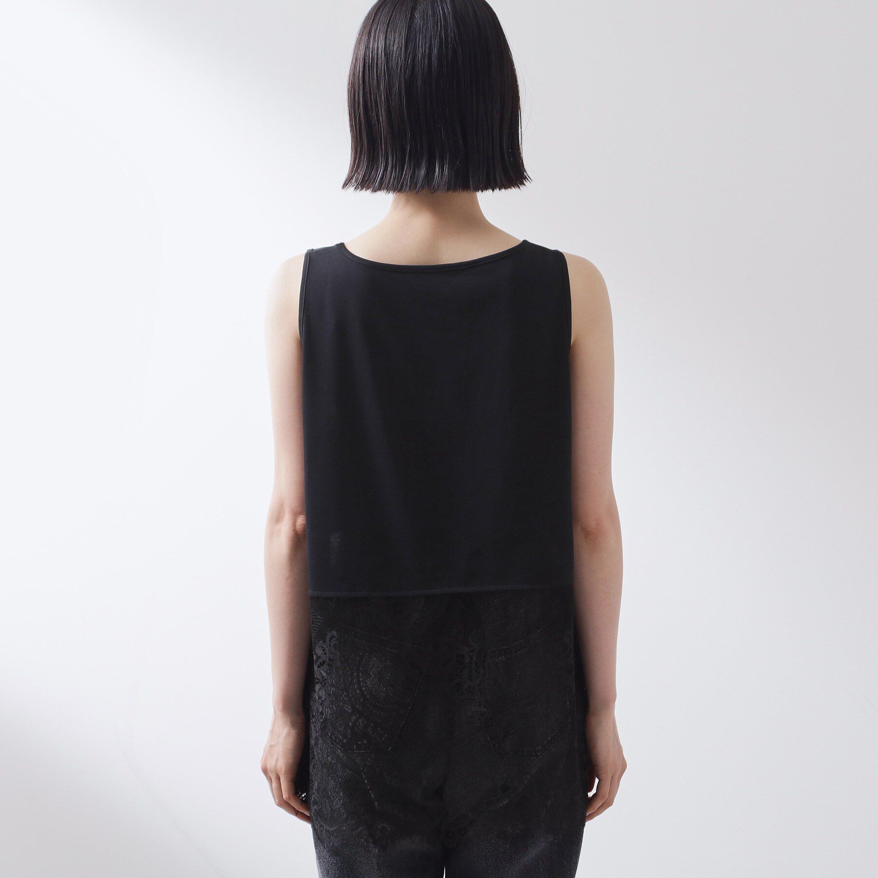 THE SHOP TK「【ひんやり/人気アイテム】レイヤードスタイルに 裾レースタンクトップ」|Tシャツ・カットソー|