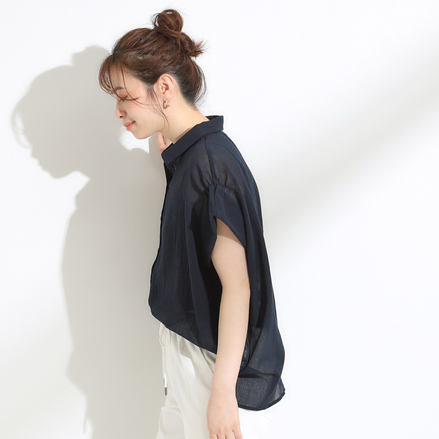 SHOO･LA･RUE「【S-LL】さらシャリコットン 上品なシアー感のデザインシャツ」|シャツ・ブラウス|