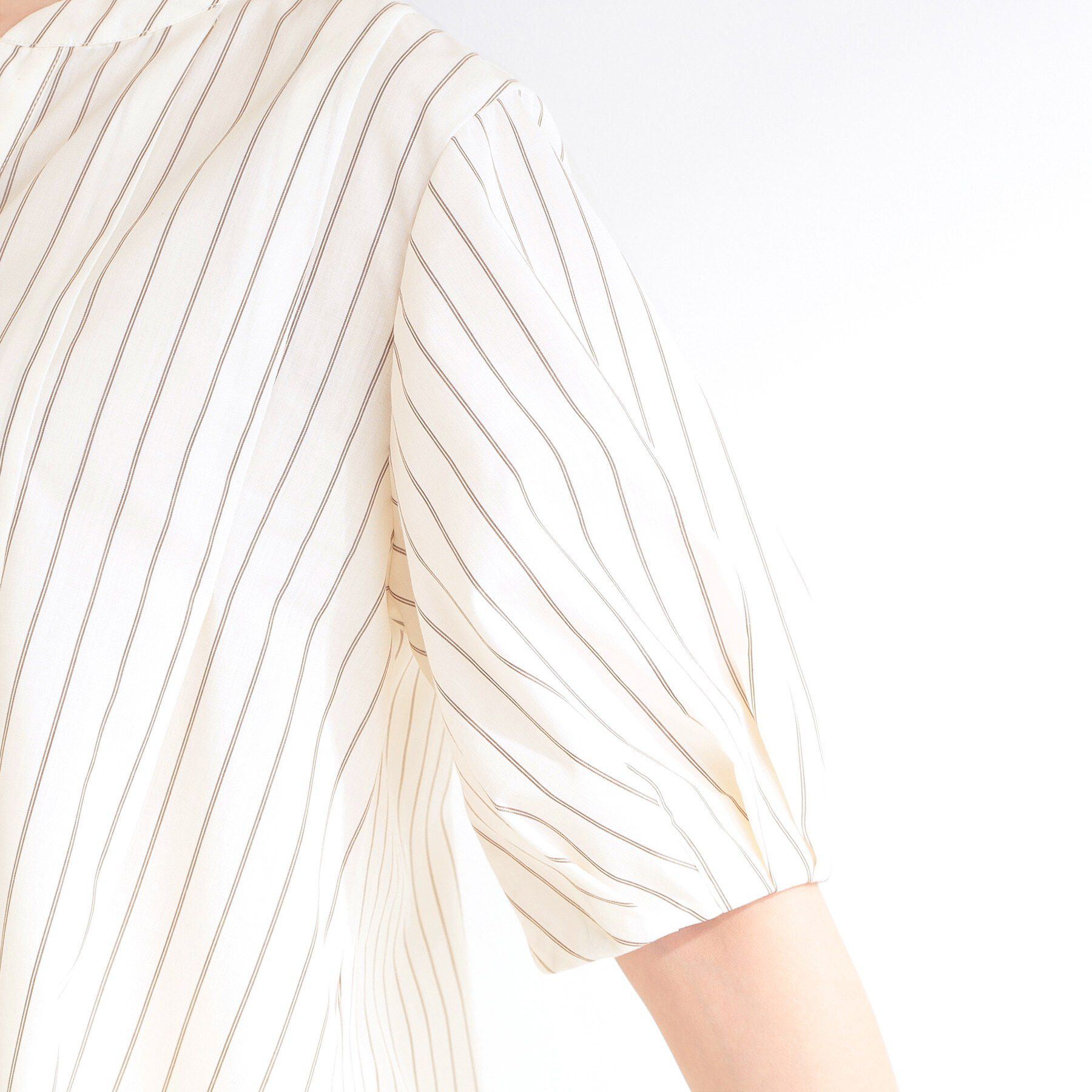 SHOO･LA･RUE「【高レビュー/洗濯後しわになりにくい/インせず着られる】自然に体型カバー 麻調ペプラムブラウス」|シャツ・ブラウス|