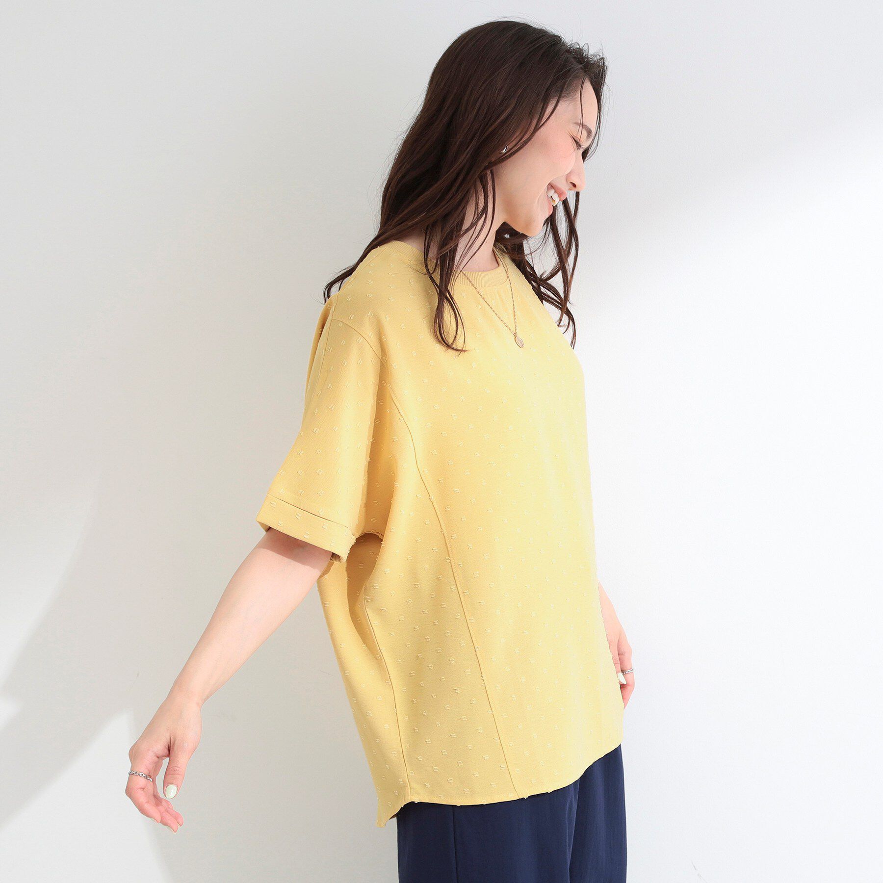 SHOO･LA･RUE「【洗濯後しわになりにくい/体型カバー】ドビードットで上品に ドルマントップス」|シャツ・ブラウス|