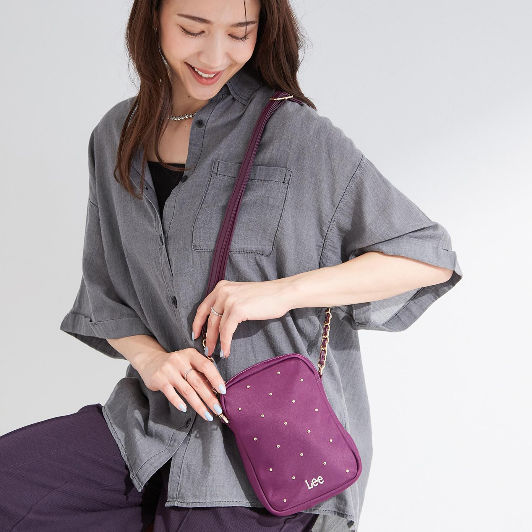 SHOO･LA･RUE「【Lee別注／撥水】スタッズミニショルダーバッグ」|ショルダー・メッセンジャー|パープル(881)