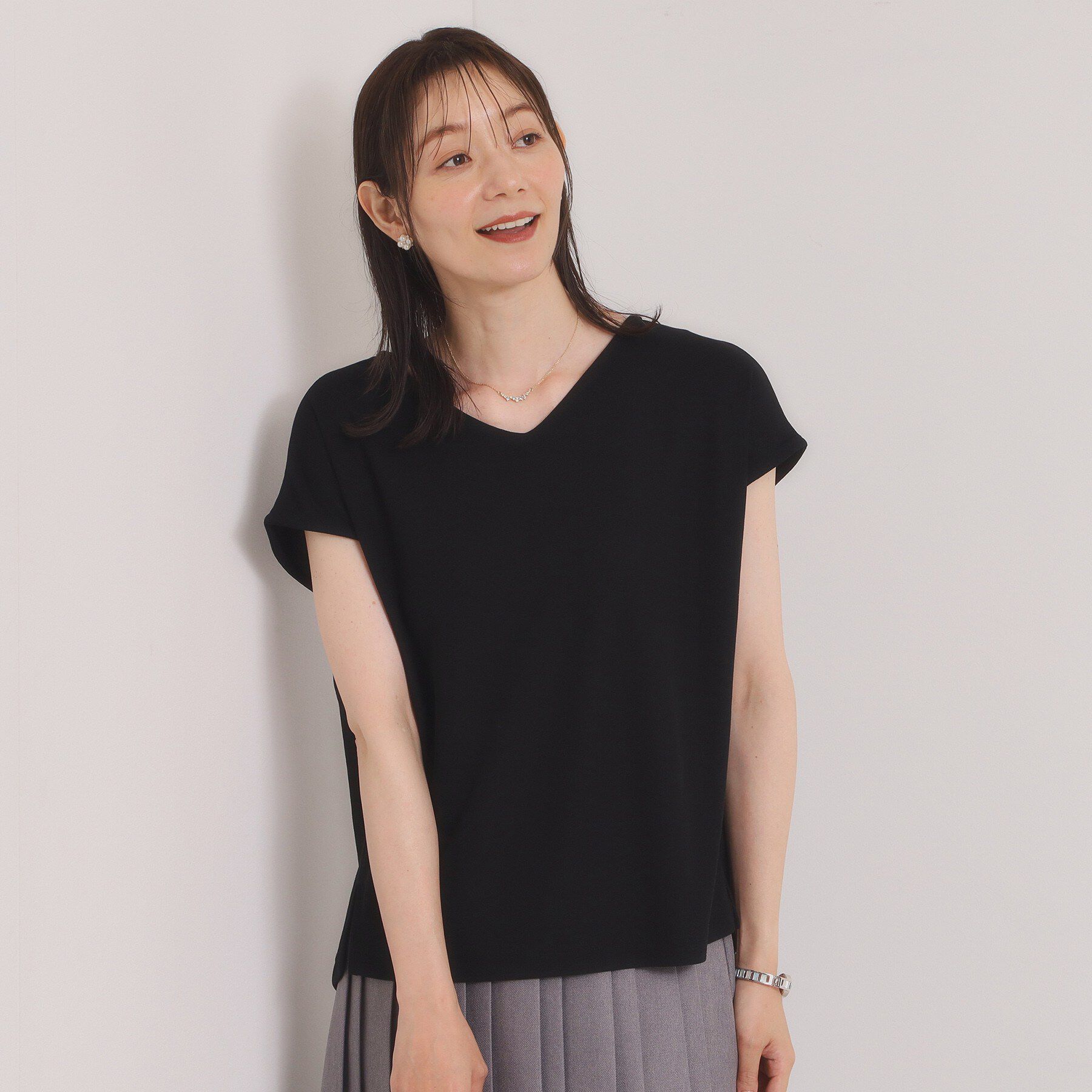 ITS&rsquo;DEMO「【冷感／速乾】Vネックカットプルオーバー」|Tシャツ・カットソー|