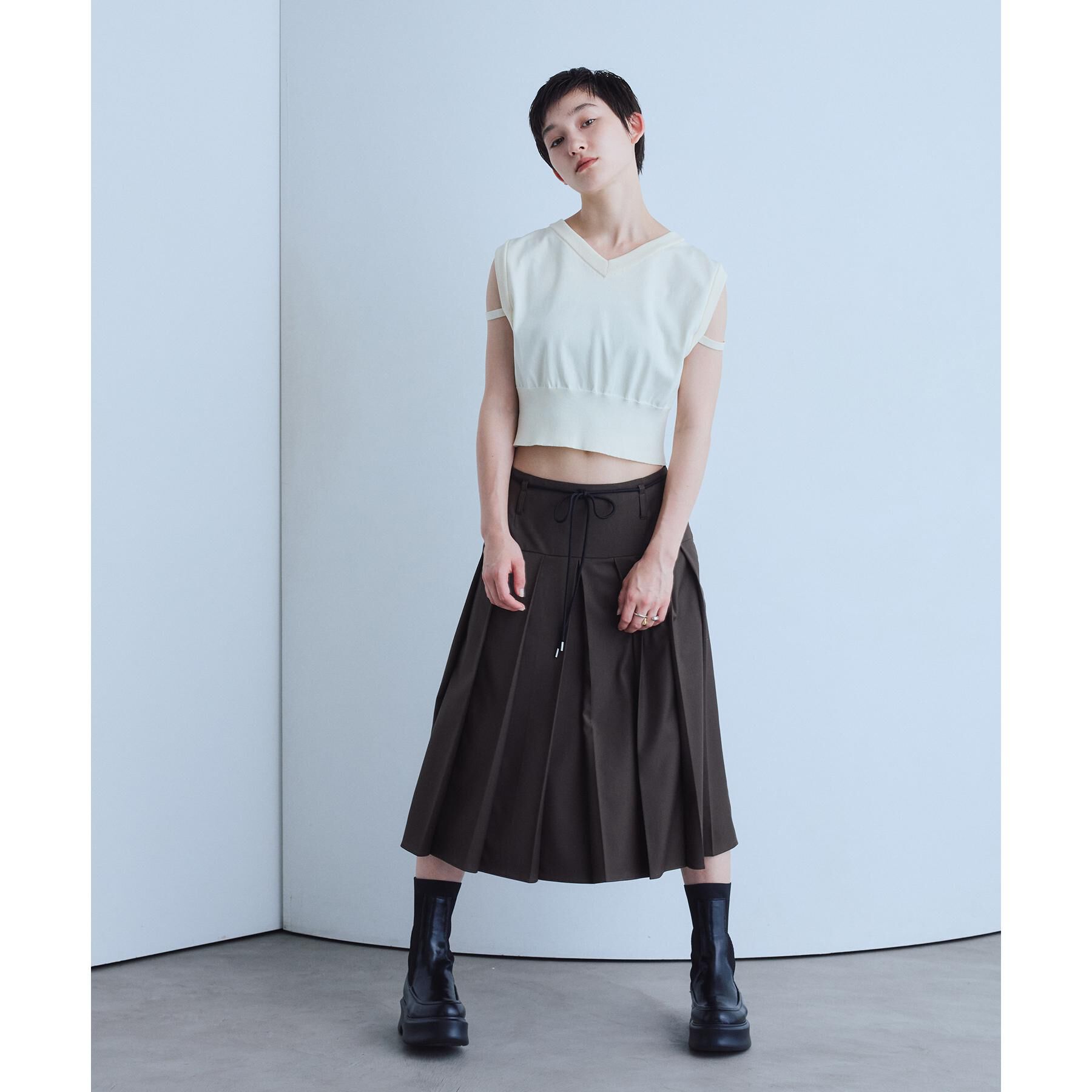 CODE A「design short vest」|ニット・セーター|