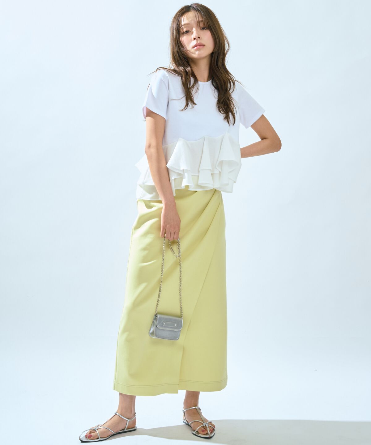 アンドクチュール「ハイストレッチタックストレートスカート」|タイト|
