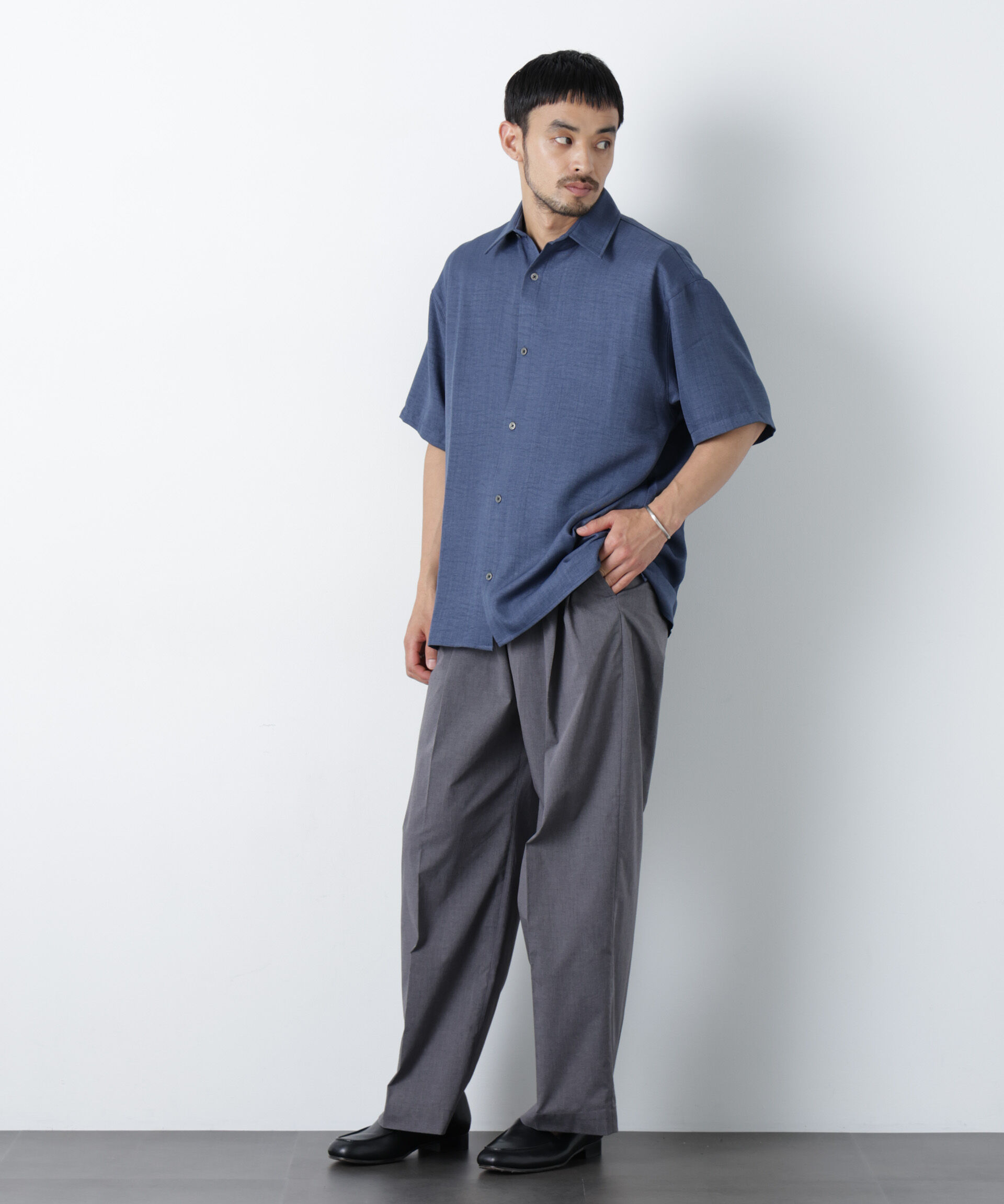 nano･universe「COOLMAX (R) 2タックワイドスラックス」|チノ|