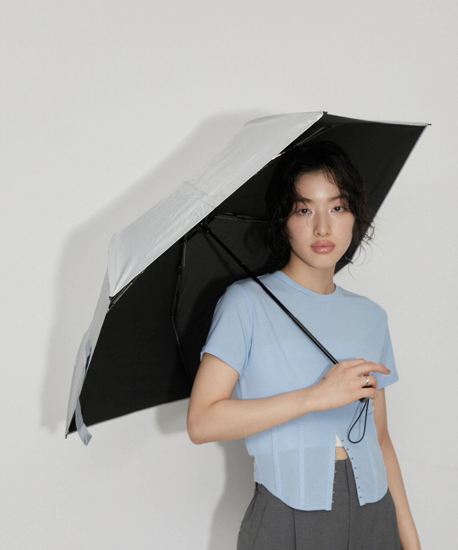 ADAM ET ROPE'「CORTED UMBRELLA 53 with tote」|傘|シルバー系(94)