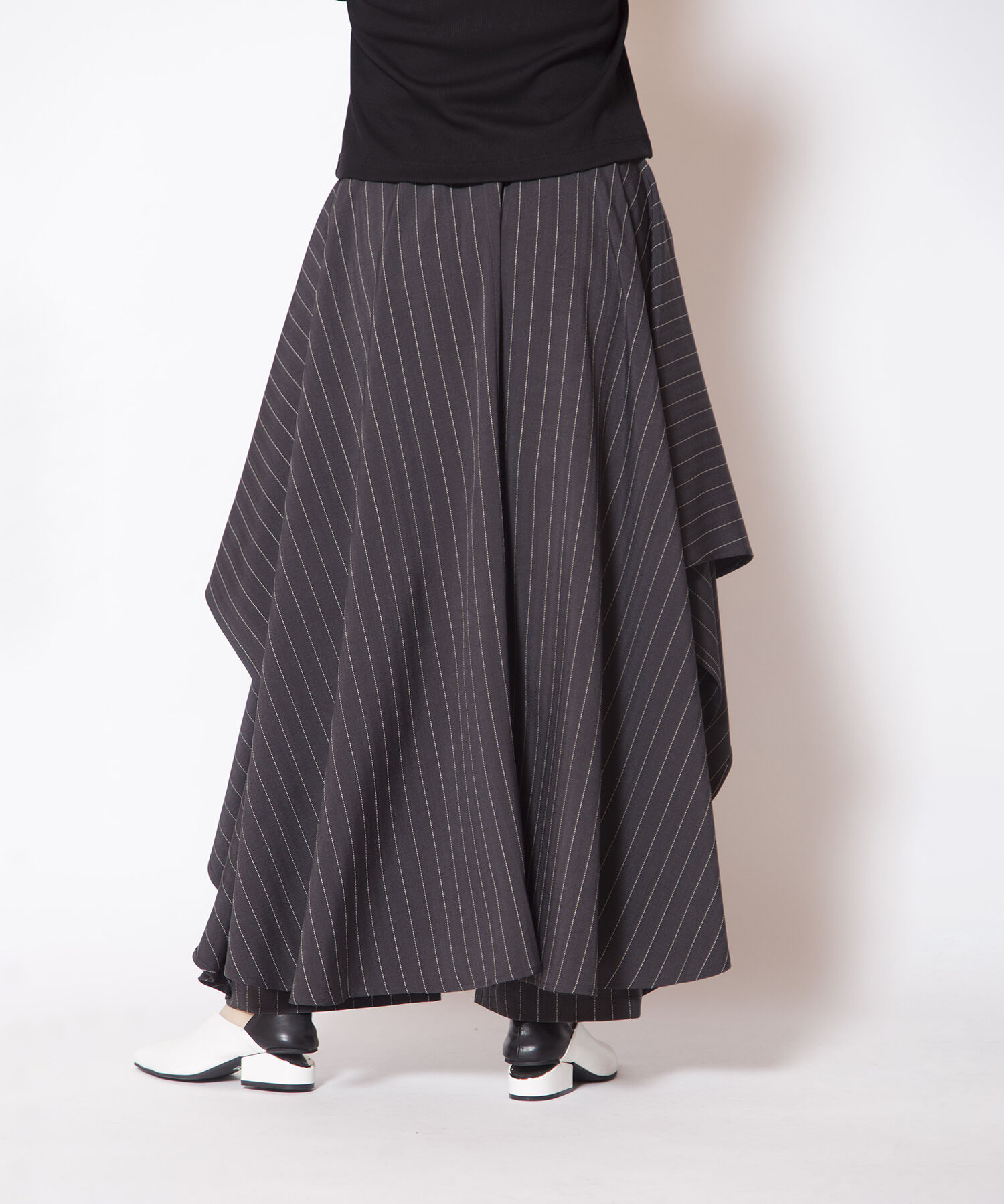  「バックレイヤードパンツ」|その他|