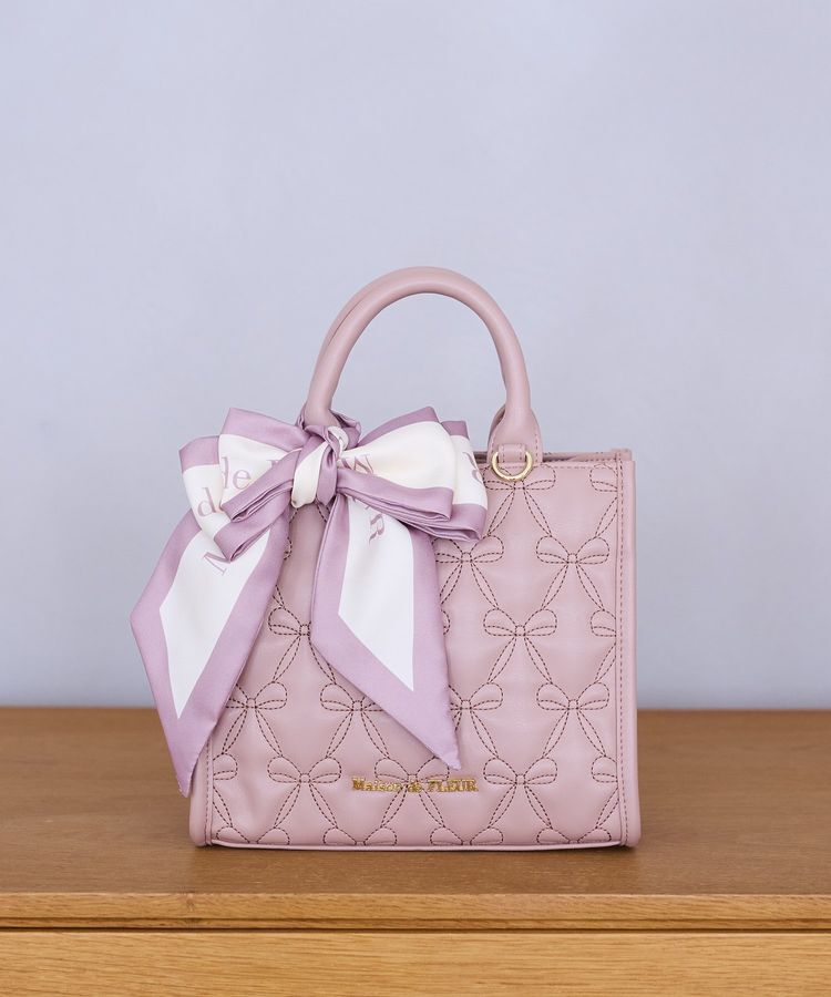 Maison de FLEUR「スカーフ付きリボンキルティング2Wayスクエアトート」|ハンドバッグ|ダークピンク