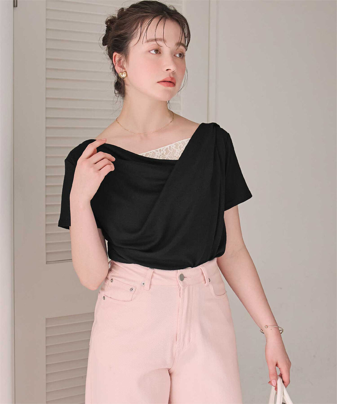 titivate「オフショルダーハーフスリーブレースドッキングTシャツ」|Tシャツ・カットソー|